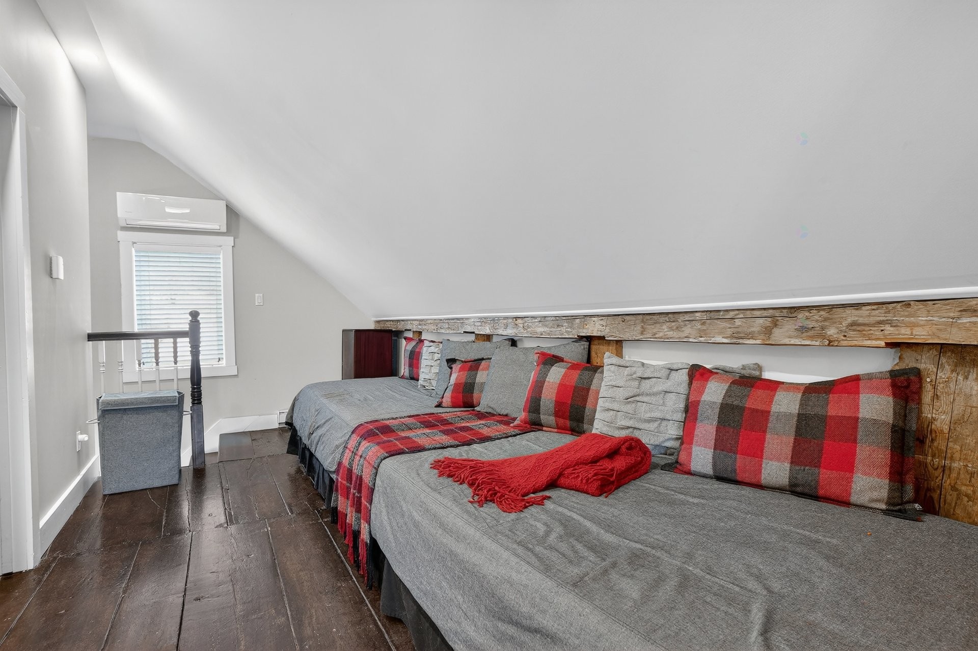 









1309


Route 139 N.

,
Sutton,




QC
J0E2K0

