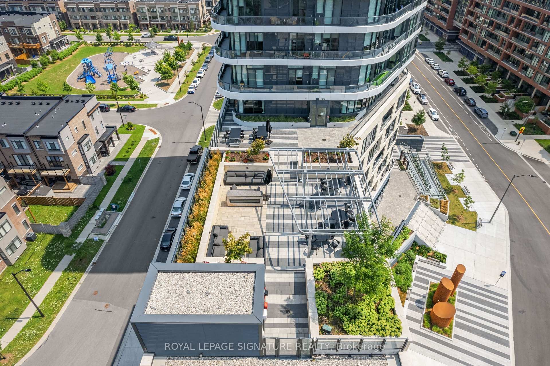 









120


Eagle Rock Way

N/A, 207,
Vaughan,




ON
L6A 5C2

