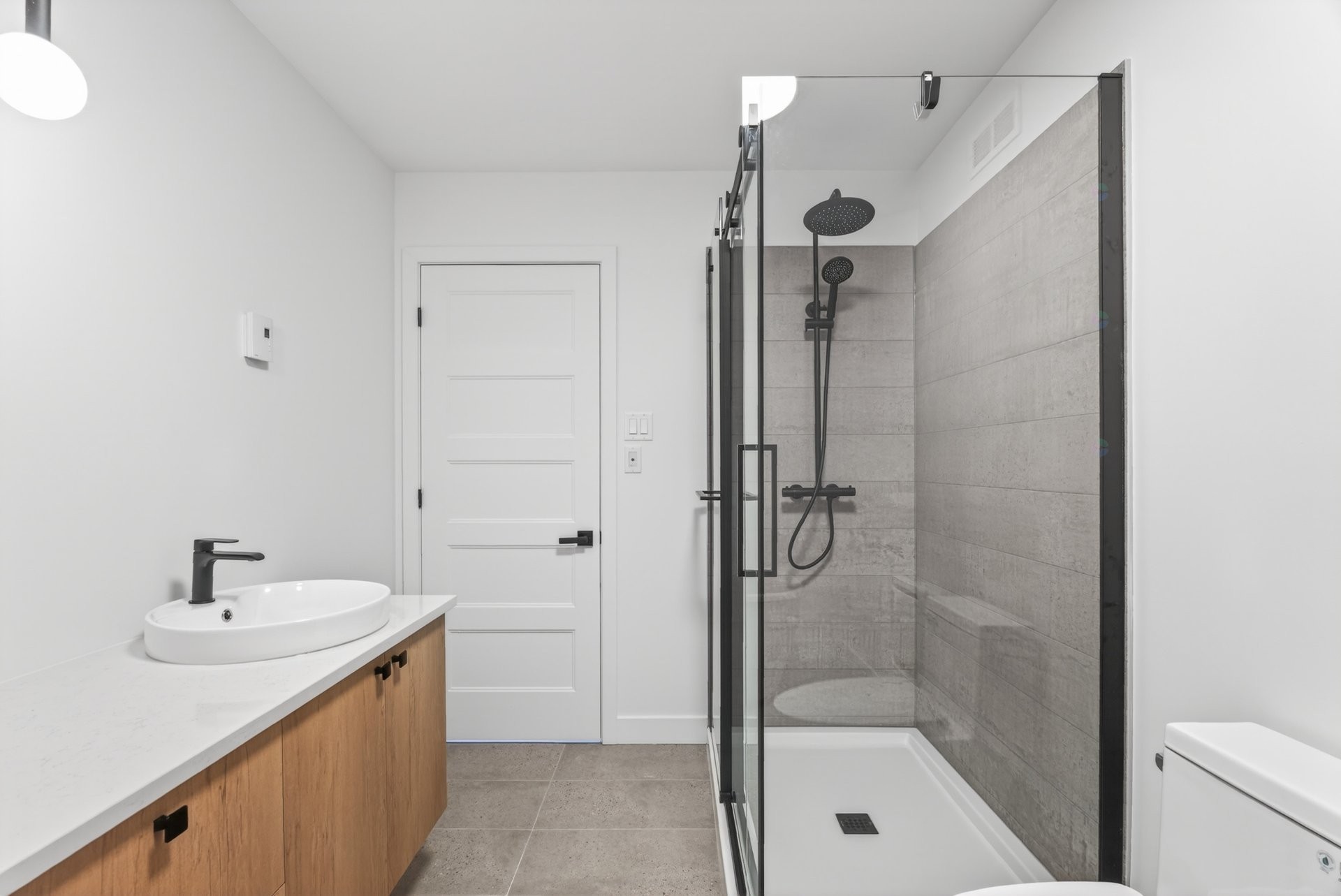 












Rue Dugas

,
Québec (Beauport),




QC
G1E5H9

