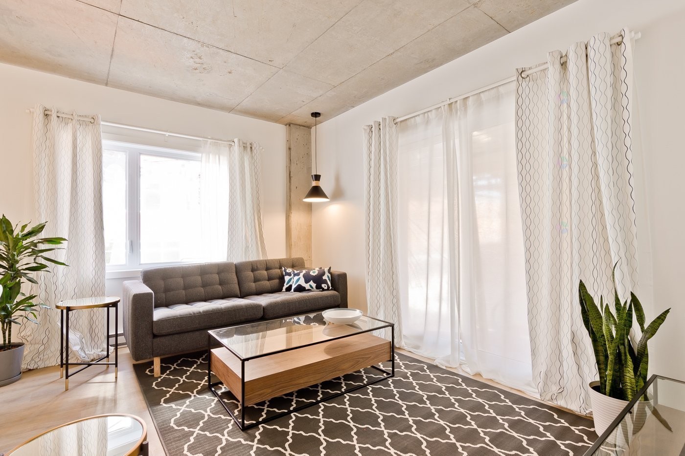 









81


Rue Wellington S.

, 402,
Sherbrooke (Les Nations),




QC
J1H5C8

