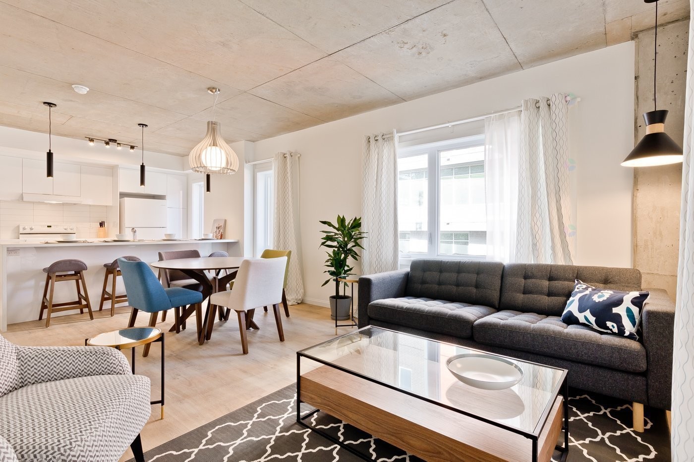 









81


Rue Wellington S.

, 402,
Sherbrooke (Les Nations),




QC
J1H5C8

