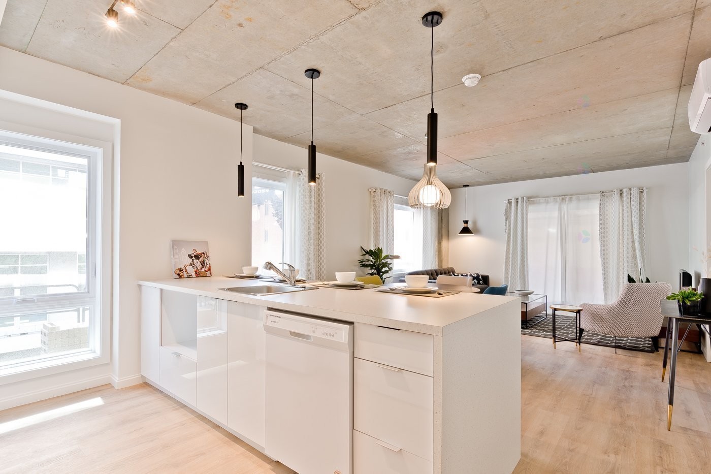 









81


Rue Wellington S.

, 402,
Sherbrooke (Les Nations),




QC
J1H5C8

