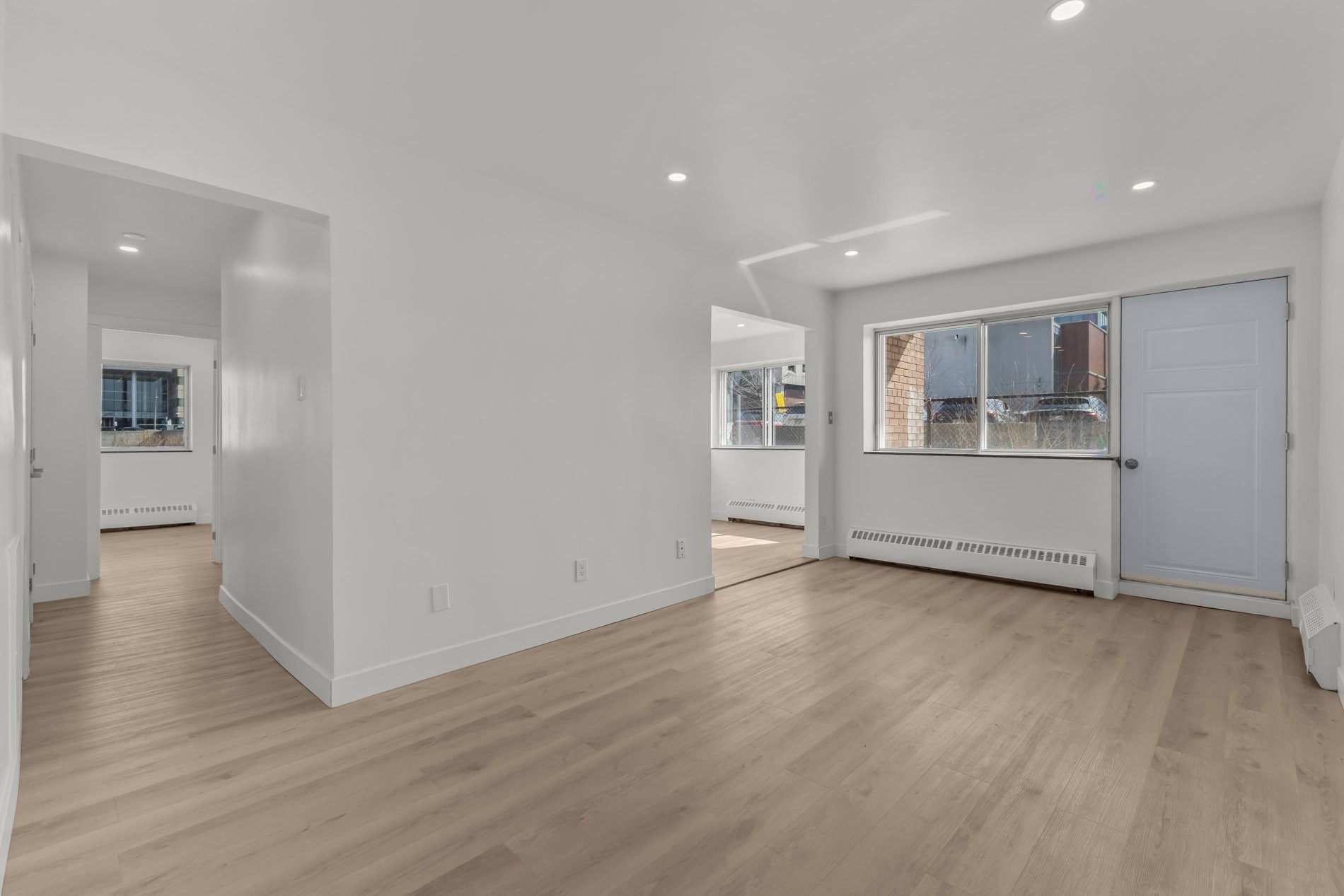 









4200


Av. Bourret

, 111,
Montréal (Côte-des-Neiges/Notre-Dame-de-Grâce),




QC
H3S1X2

