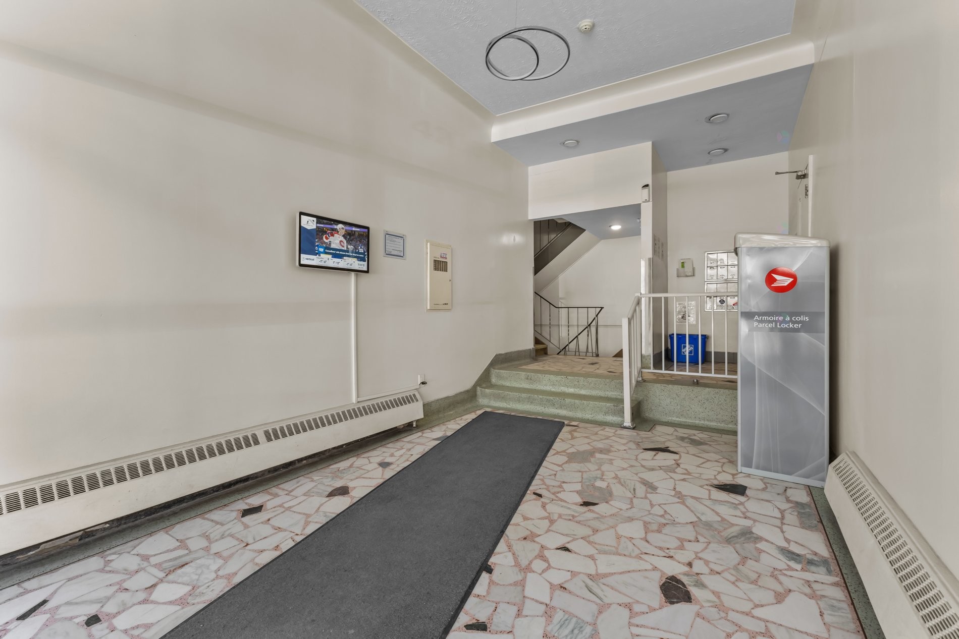 









4200


Av. Bourret

, 111,
Montréal (Côte-des-Neiges/Notre-Dame-de-Grâce),




QC
H3S1X2

