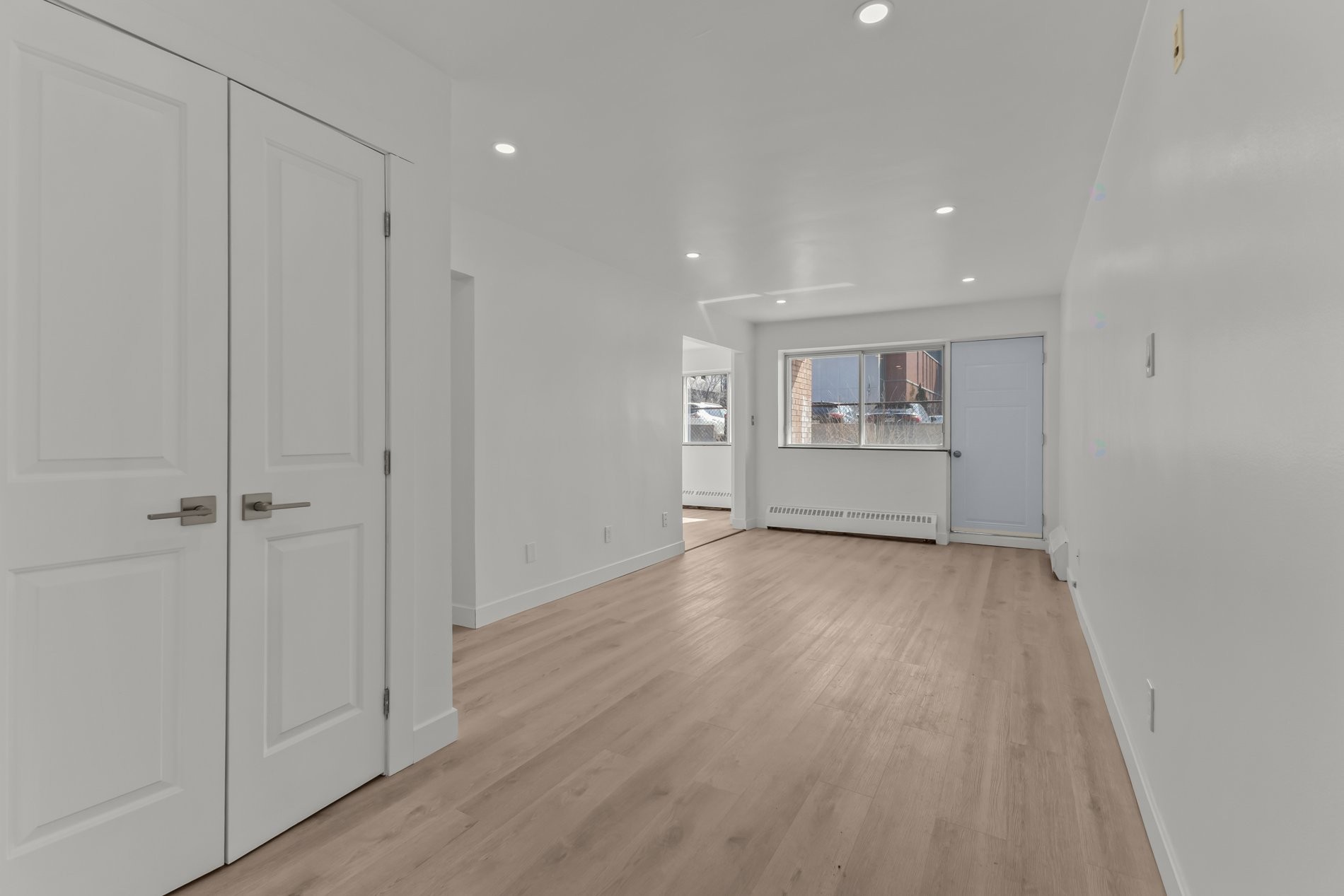 









4200


Av. Bourret

, 111,
Montréal (Côte-des-Neiges/Notre-Dame-de-Grâce),




QC
H3S1X2

