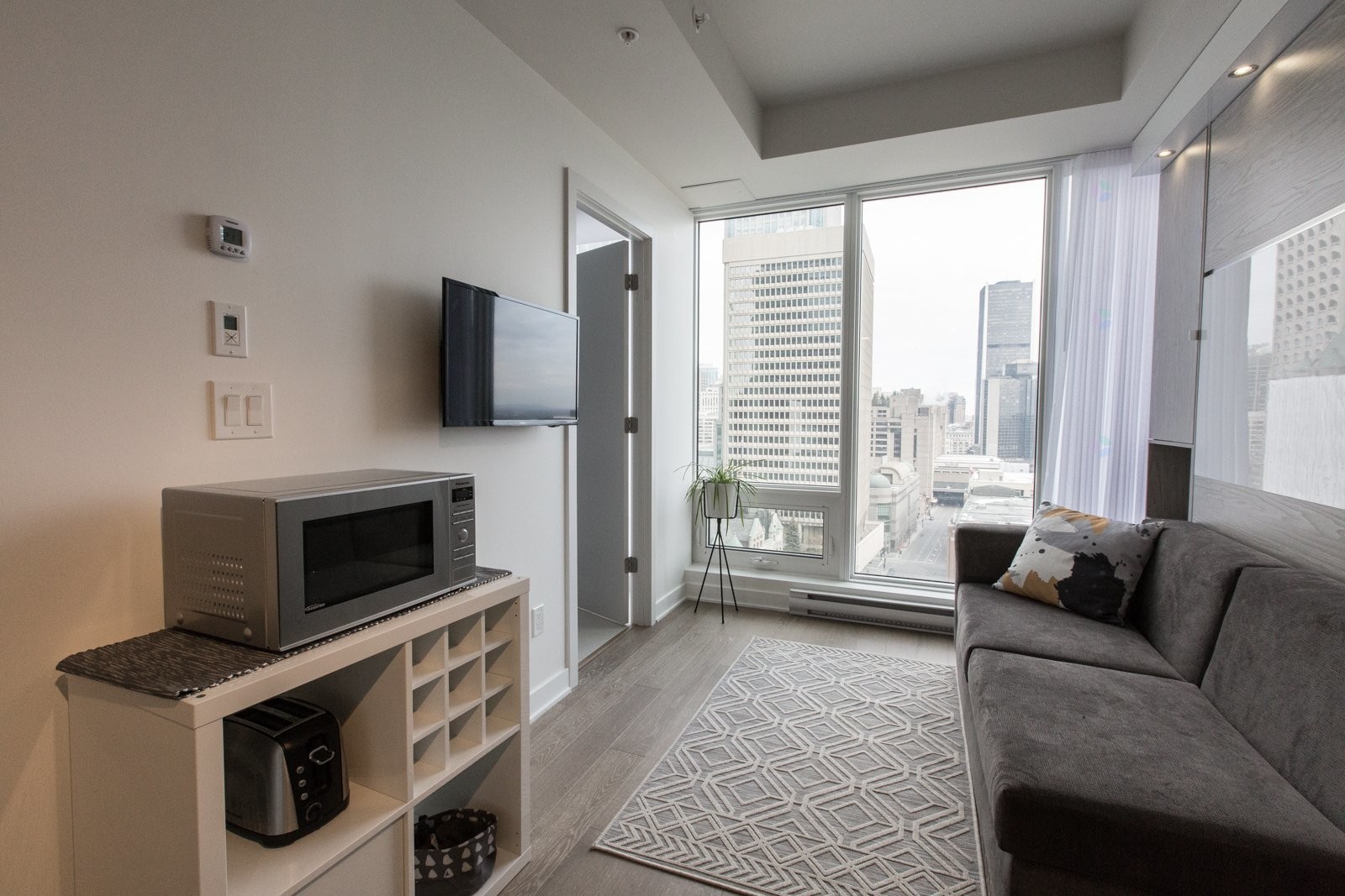 









1188


Rue St-Antoine O.

, 1911,
Montréal (Ville-Marie),




QC
H3C1B4

