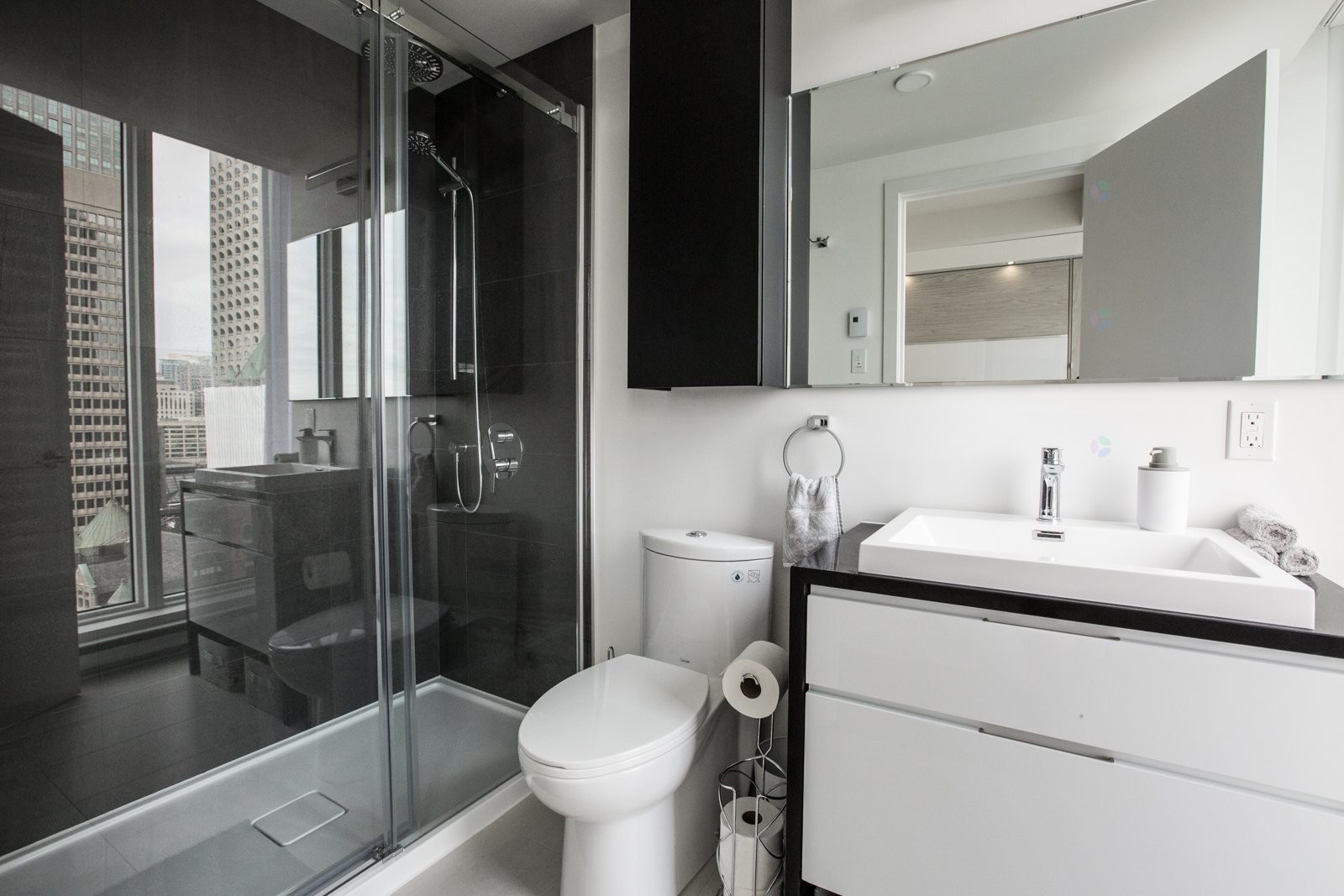 









1188


Rue St-Antoine O.

, 1911,
Montréal (Ville-Marie),




QC
H3C1B4

