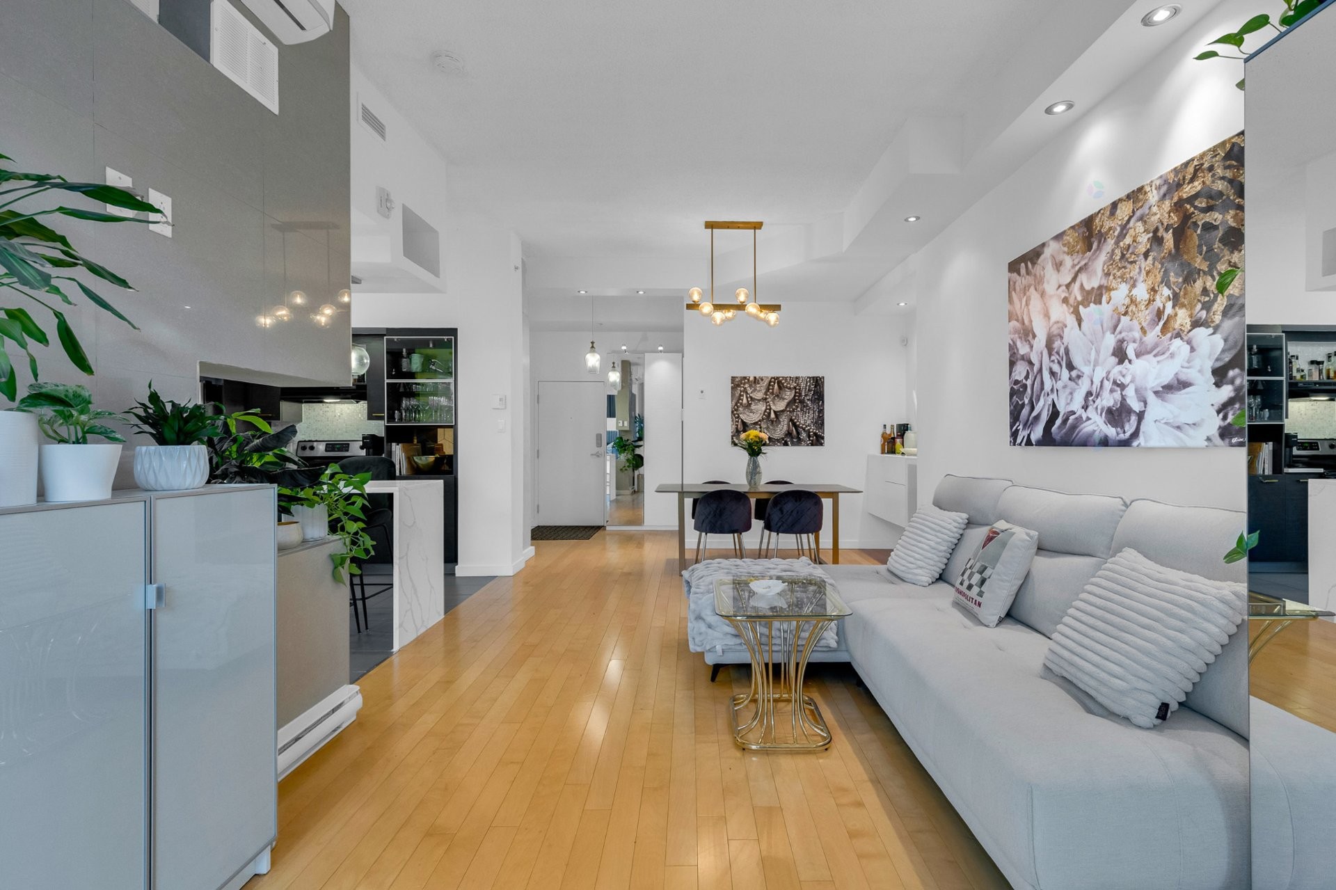 









2305


Rue Remembrance

, 117,
Montréal (Lachine),




QC
H8S0A9

