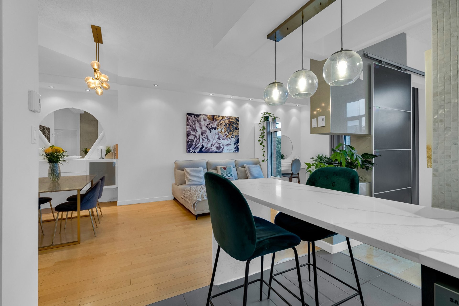 









2305


Rue Remembrance

, 117,
Montréal (Lachine),




QC
H8S0A9

