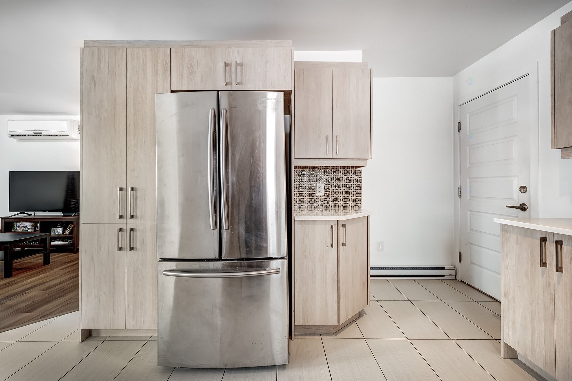 









46A


4e Avenue S.

, 1,
Montréal (Pierrefonds-Roxboro),




QC
H8Y2M2

