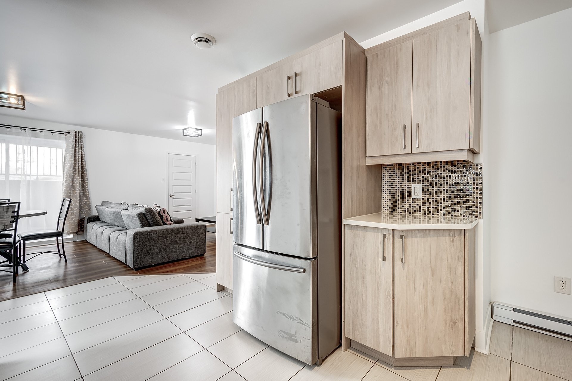 









46A


4e Avenue S.

, 1,
Montréal (Pierrefonds-Roxboro),




QC
H8Y2M2

