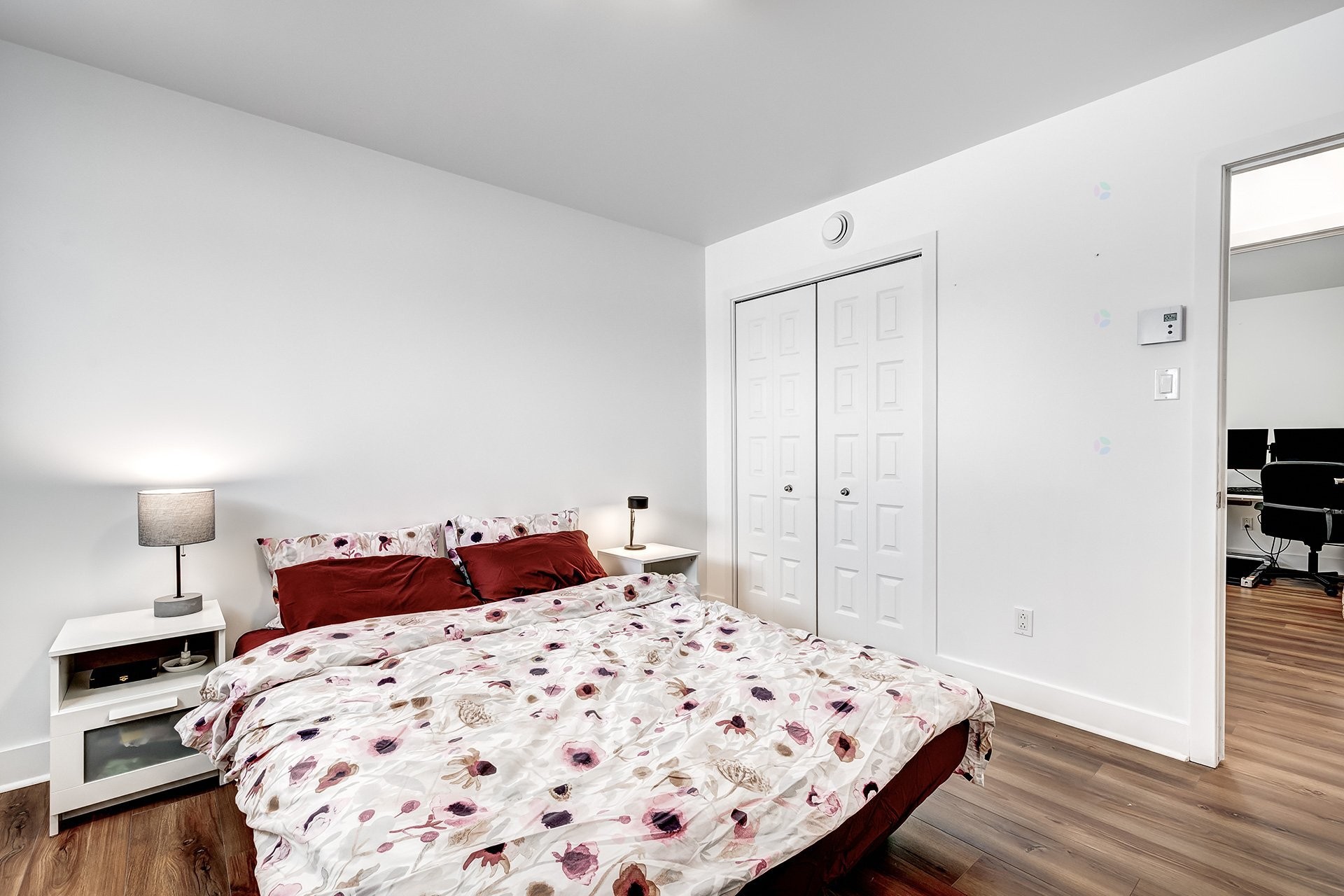 









46A


4e Avenue S.

, 1,
Montréal (Pierrefonds-Roxboro),




QC
H8Y2M2


