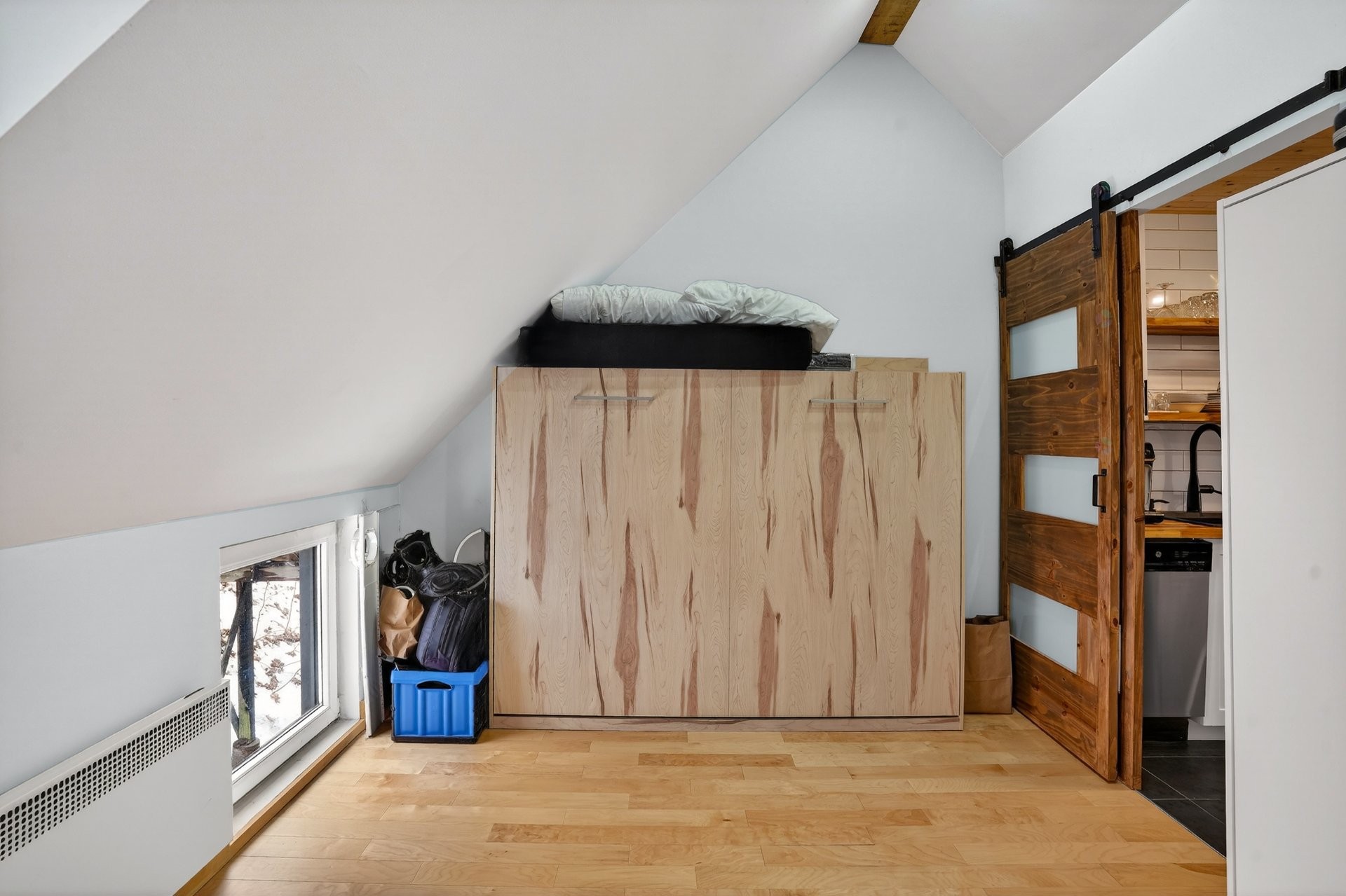 









275


Ch. des Faîtières

, 310,
Piedmont,




QC
J0R1K0

