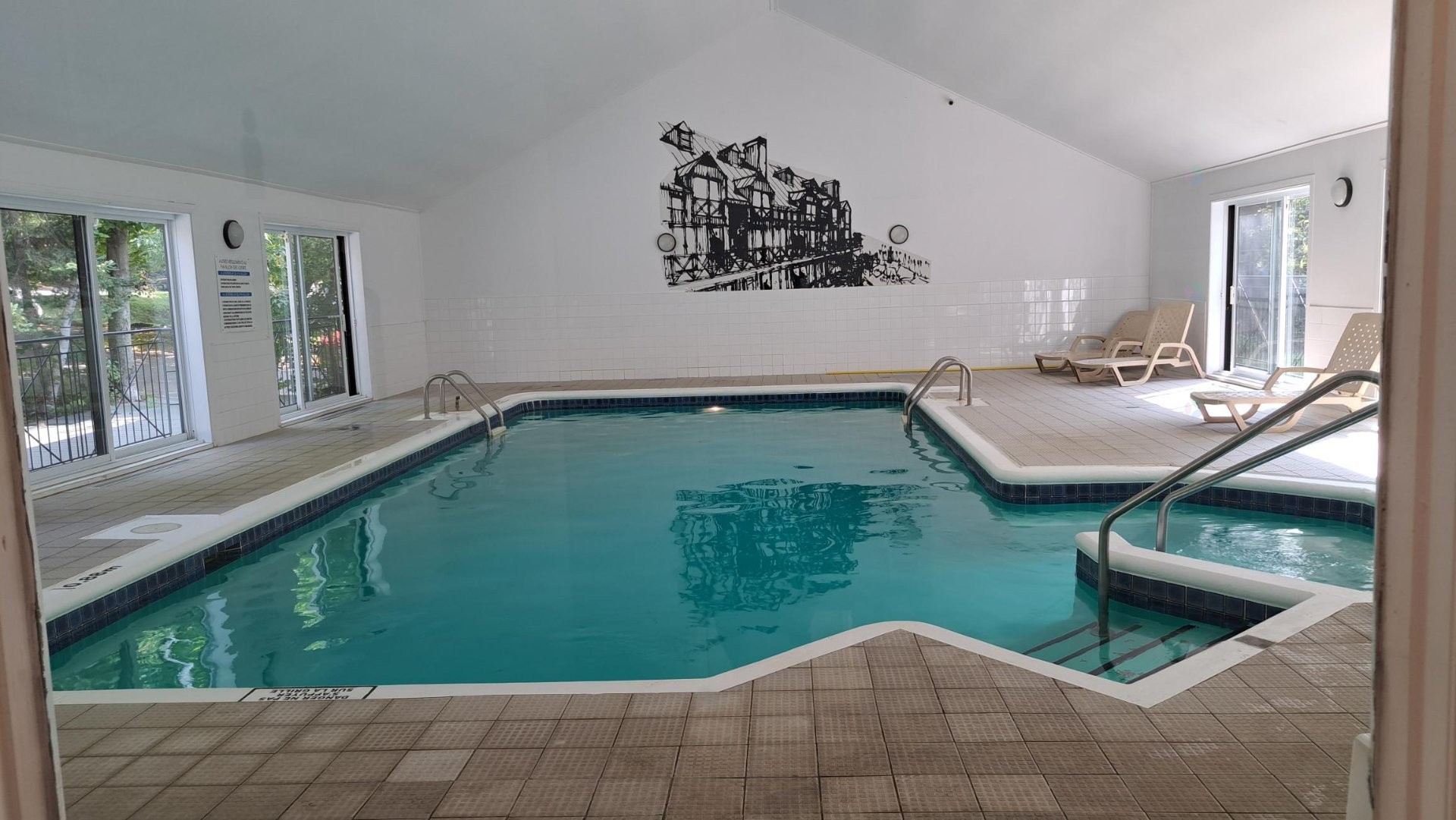 









275


Ch. des Faîtières

, 310,
Piedmont,




QC
J0R1K0

