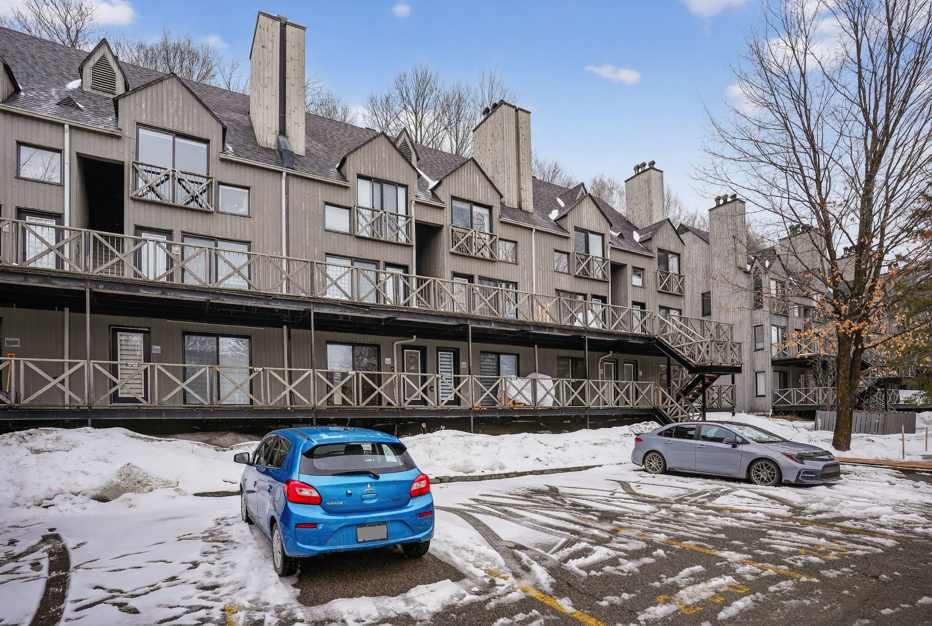 









275


Ch. des Faîtières

, 310,
Piedmont,




QC
J0R1K0

