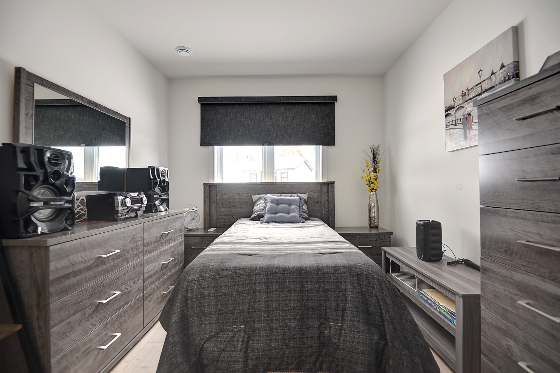 









2190


Place des Jardins

,
Saint-Félix-de-Valois,




QC
J0K2M0

