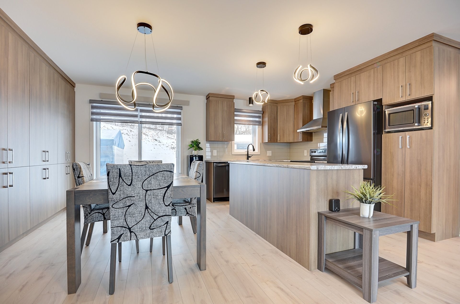 









2190


Place des Jardins

,
Saint-Félix-de-Valois,




QC
J0K2M0

