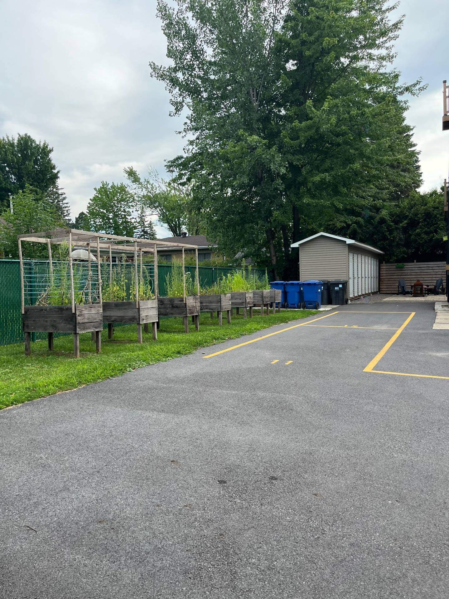 









162


Rue Gagné

, 3,
Vaudreuil-Dorion,




QC
J7V1H7

