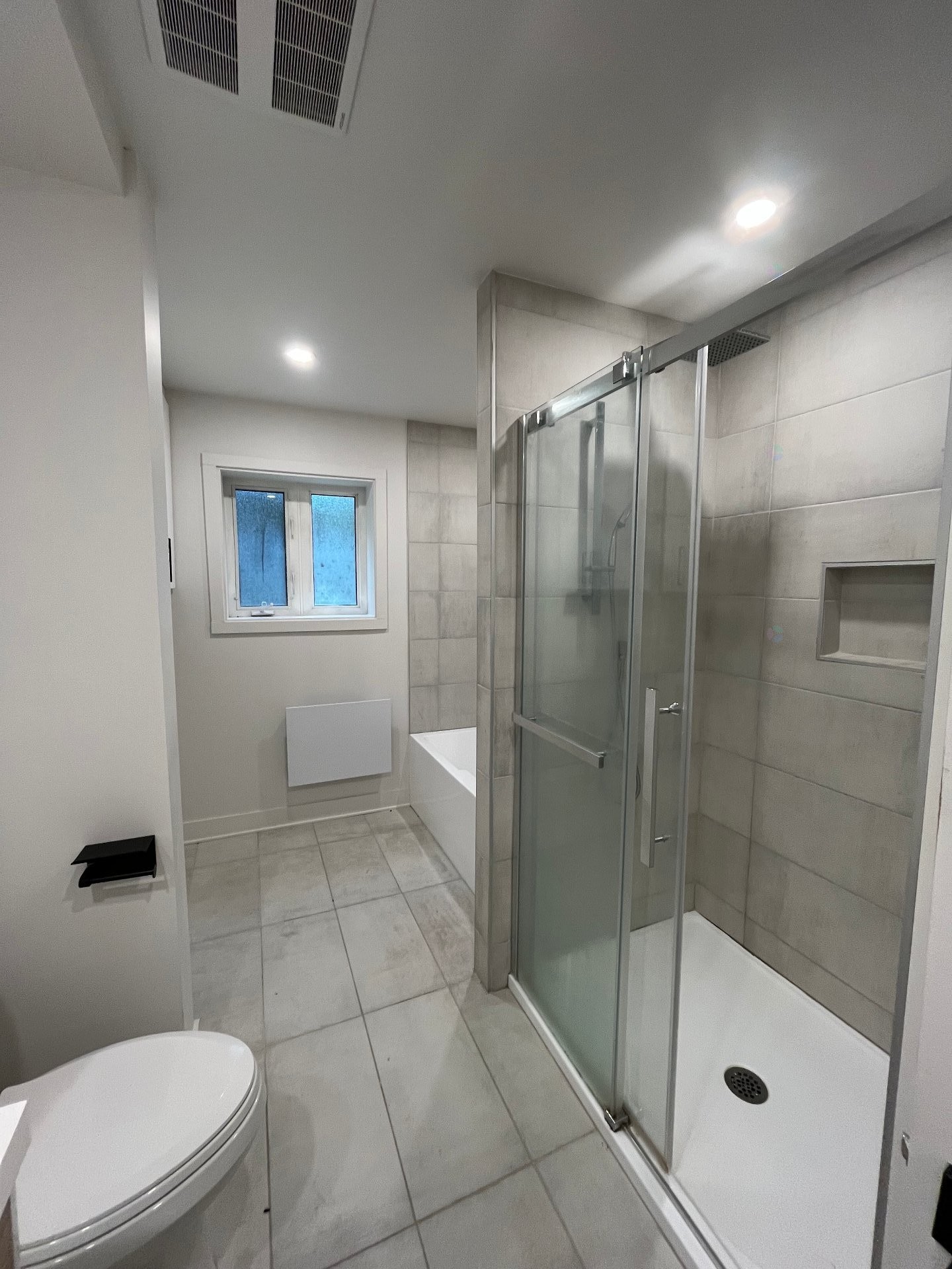 









162


Rue Gagné

, 3,
Vaudreuil-Dorion,




QC
J7V1H7

