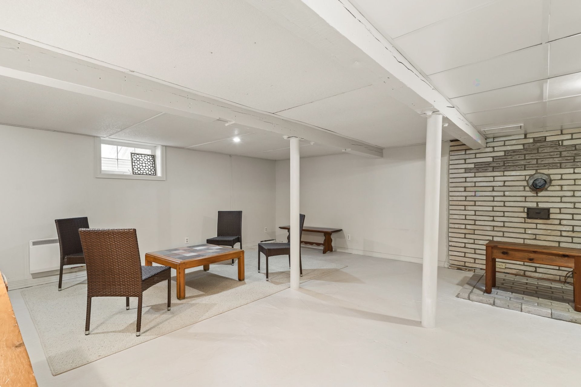 









591


Rue David

,
Gatineau (Buckingham),




QC
J8L2A9

