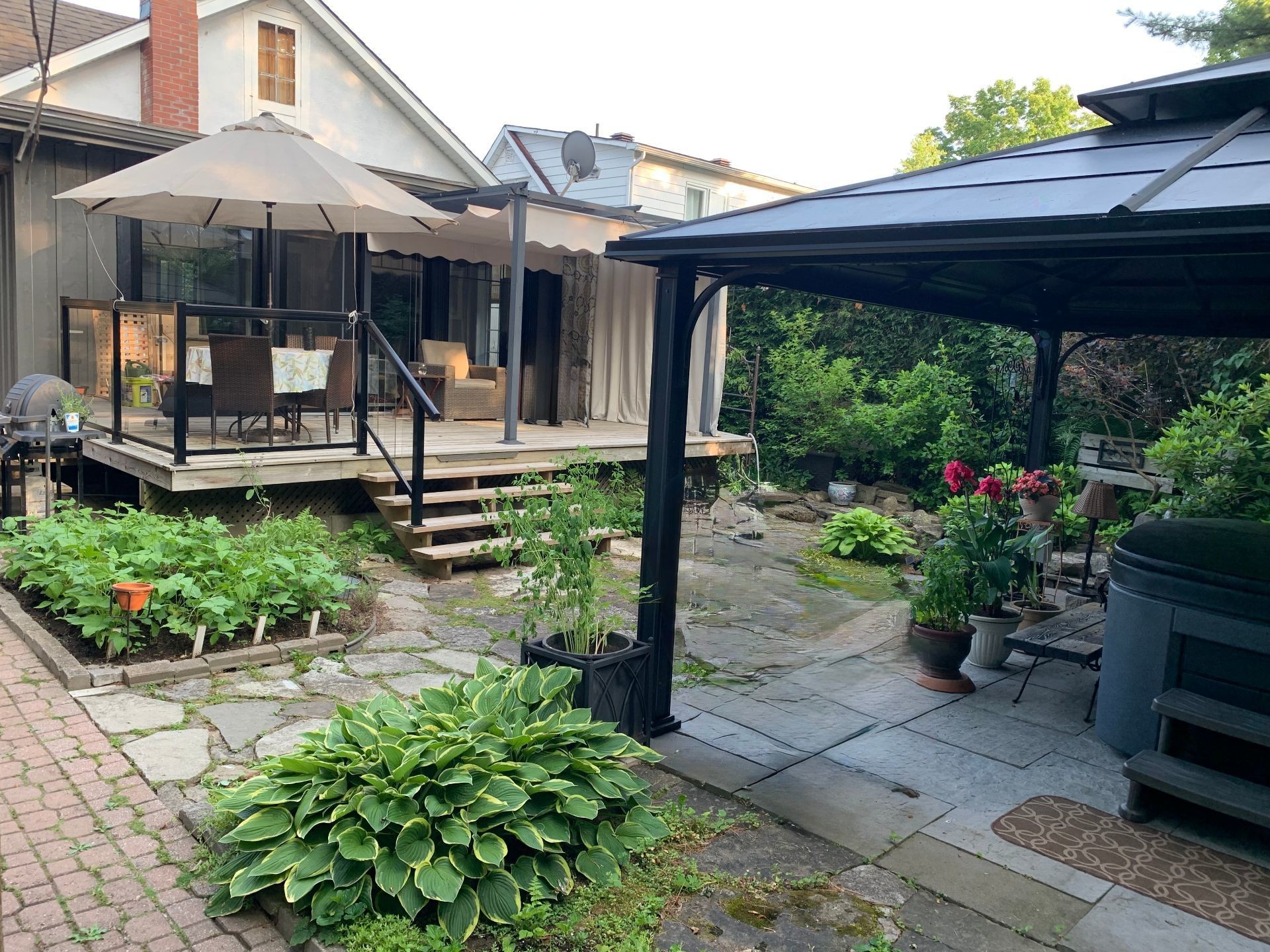 









591


Rue David

,
Gatineau (Buckingham),




QC
J8L2A9

