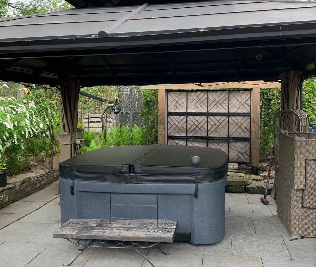 









591


Rue David

,
Gatineau (Buckingham),




QC
J8L2A9

