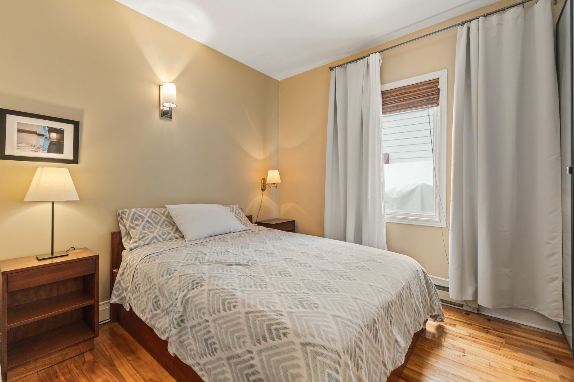 









591


Rue David

,
Gatineau (Buckingham),




QC
J8L2A9

