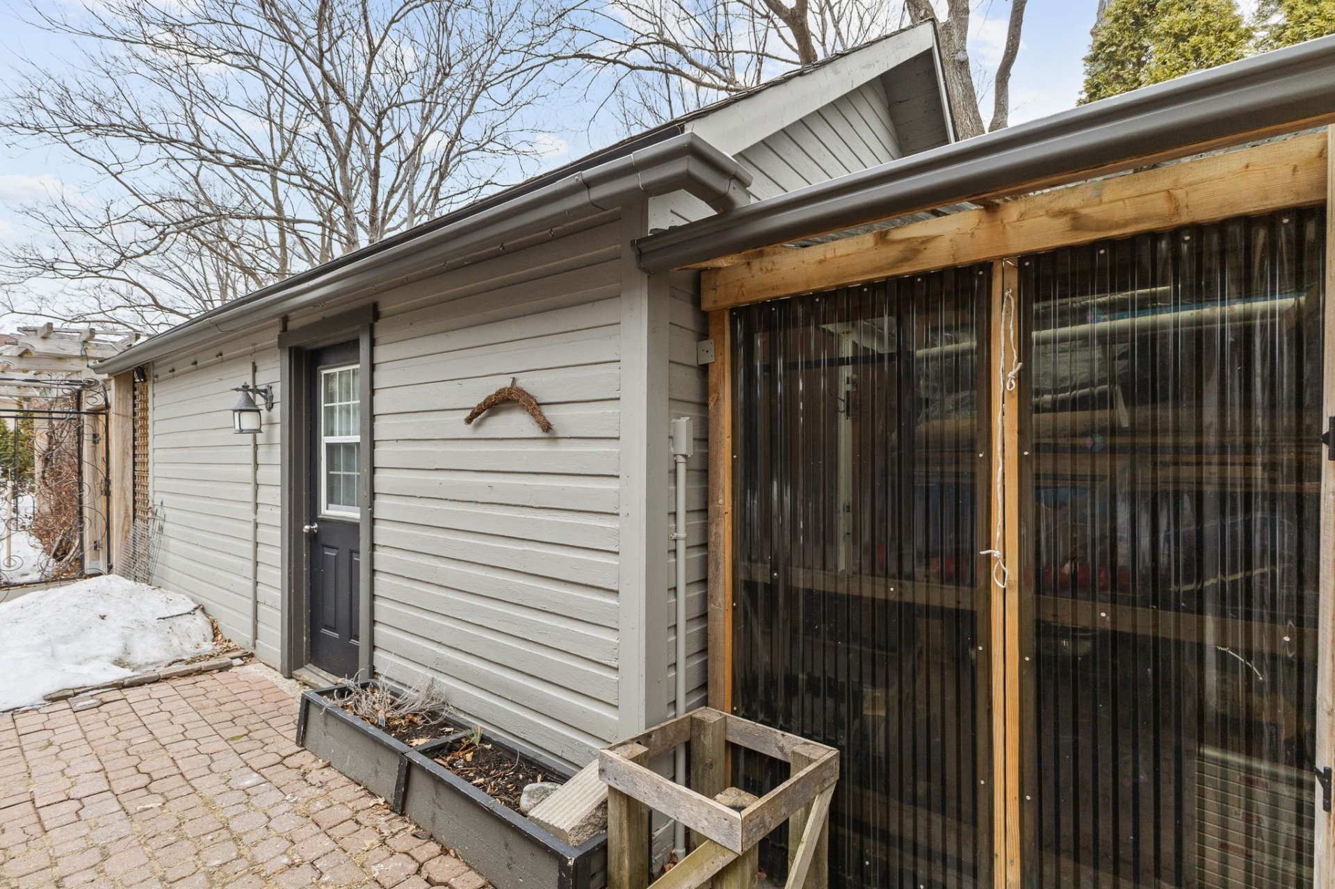 









591


Rue David

,
Gatineau (Buckingham),




QC
J8L2A9

