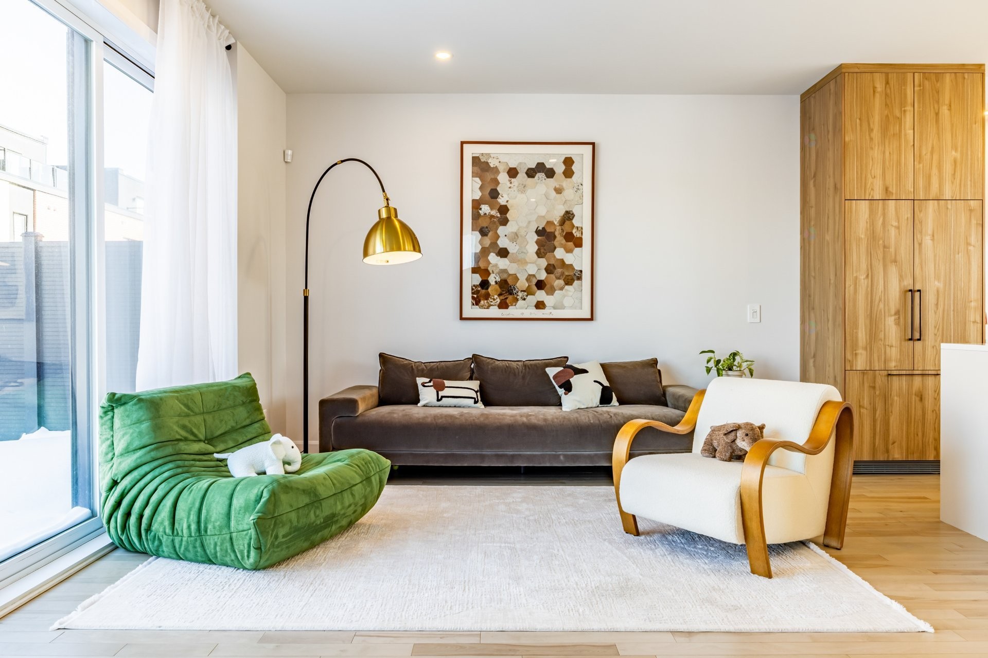 









111Z


Av. des Chênes

,
Candiac,




QC
J5R0V6

