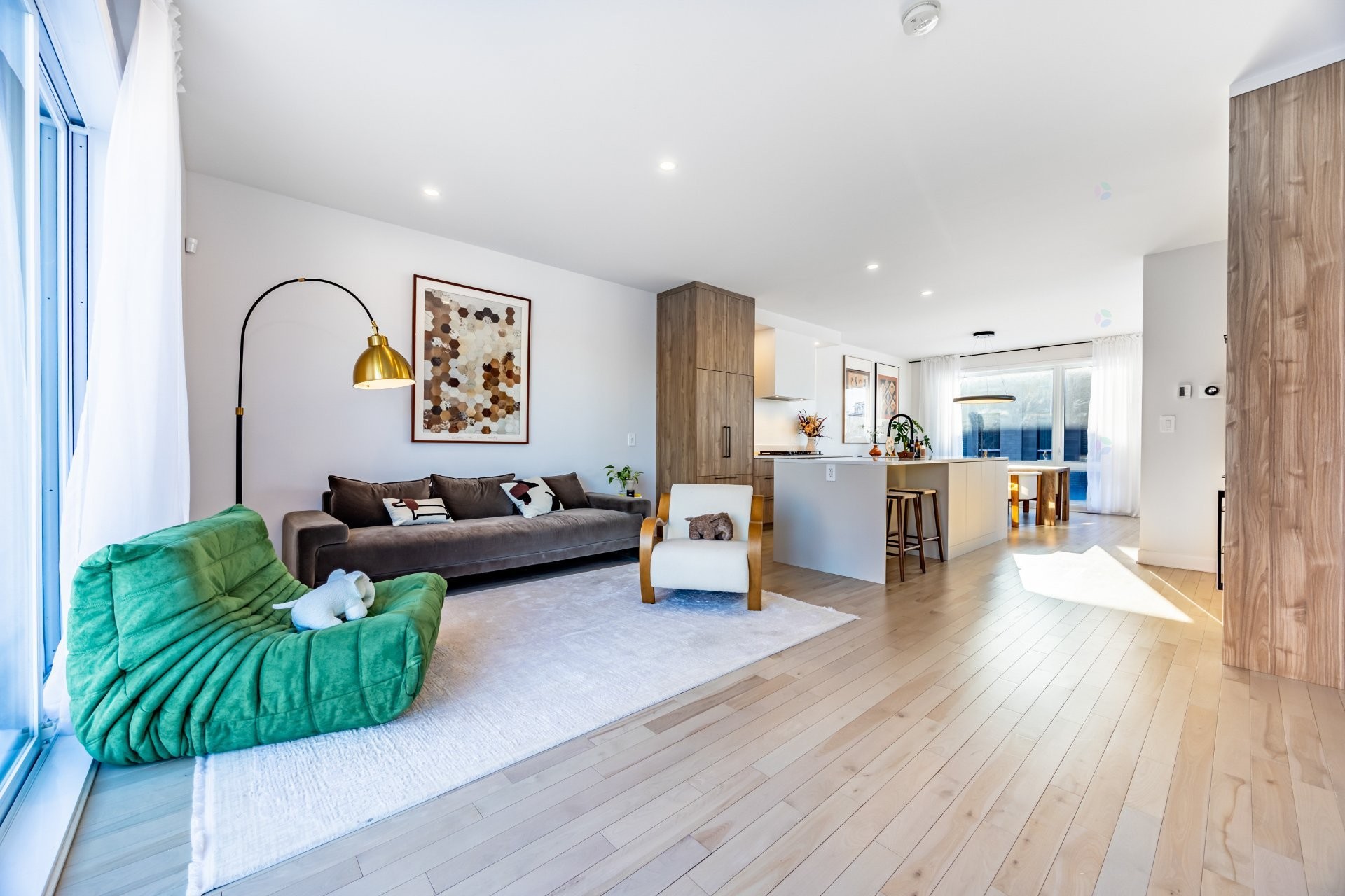 









111Z


Av. des Chênes

,
Candiac,




QC
J5R0V6

