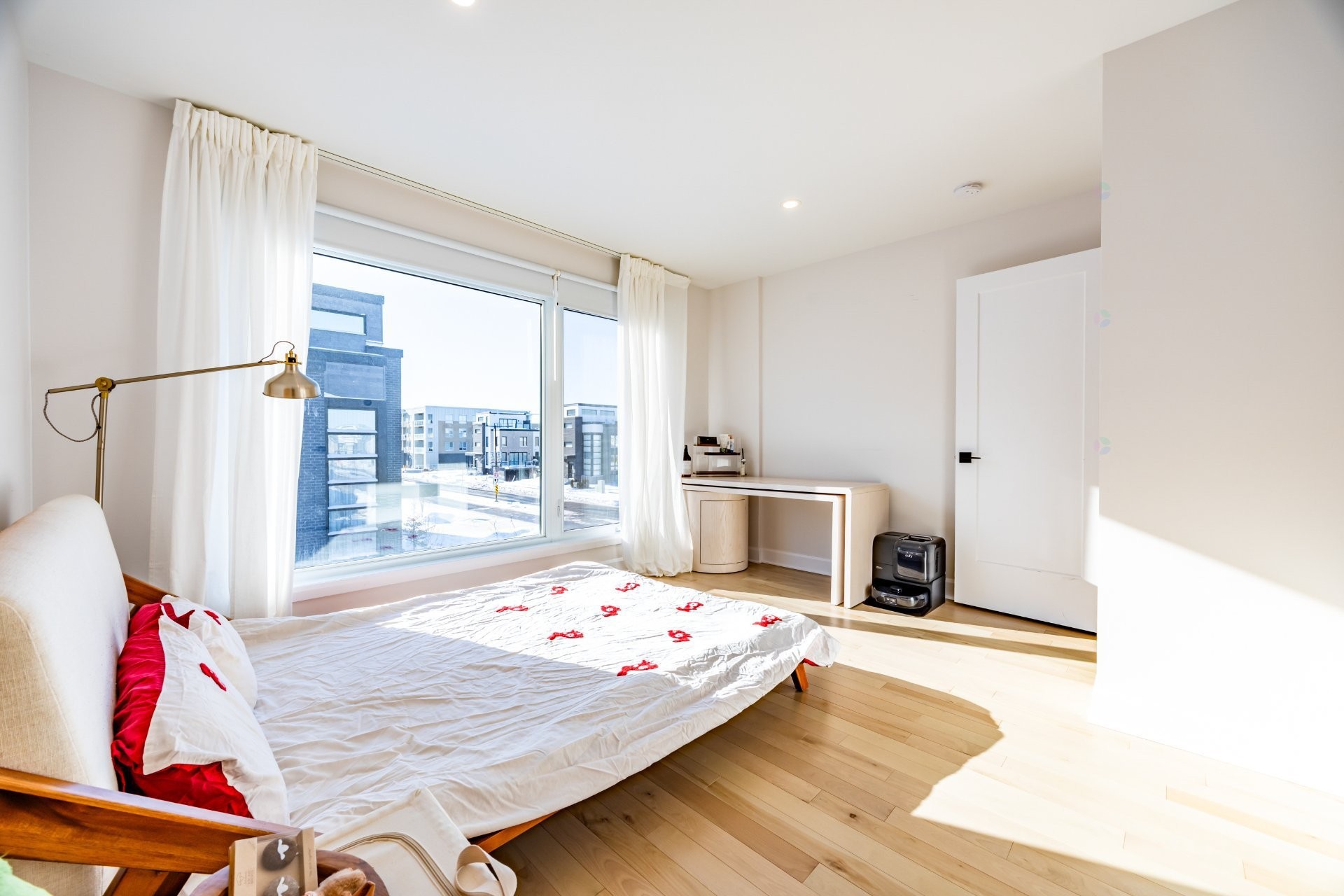 









111Z


Av. des Chênes

,
Candiac,




QC
J5R0V6

