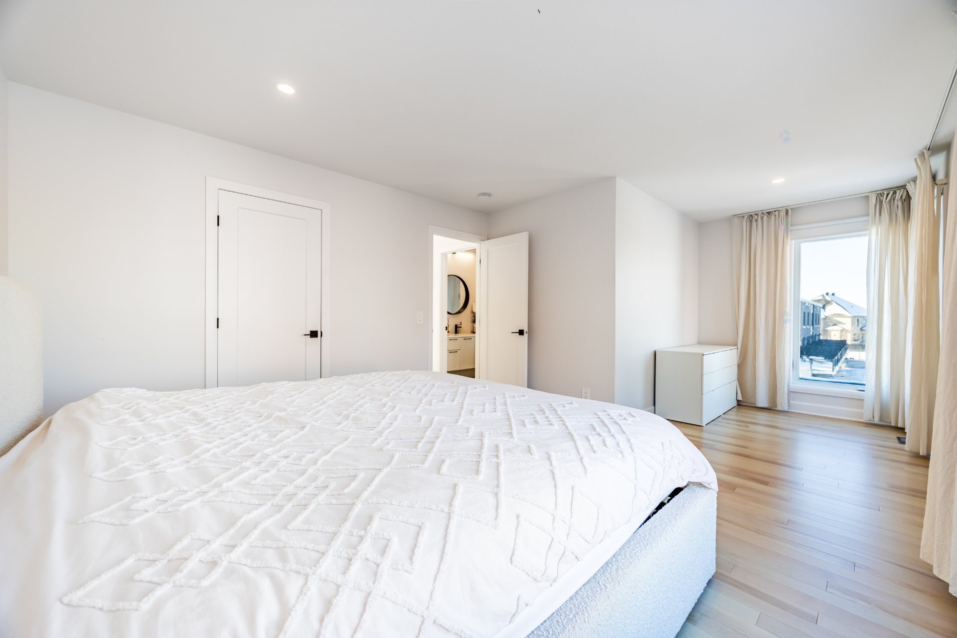 









111Z


Av. des Chênes

,
Candiac,




QC
J5R0V6

