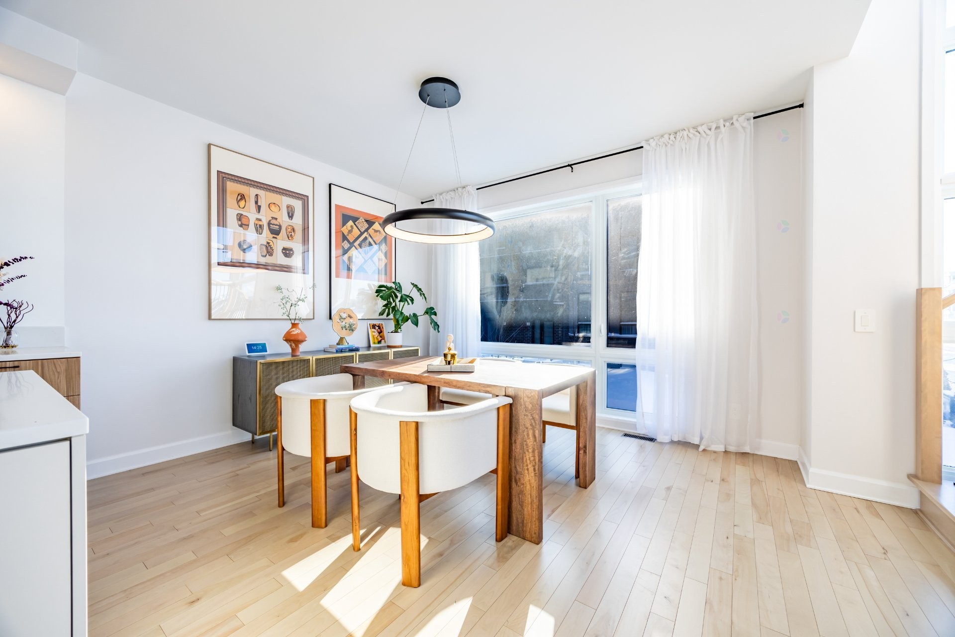 









111Z


Av. des Chênes

,
Candiac,




QC
J5R0V6

