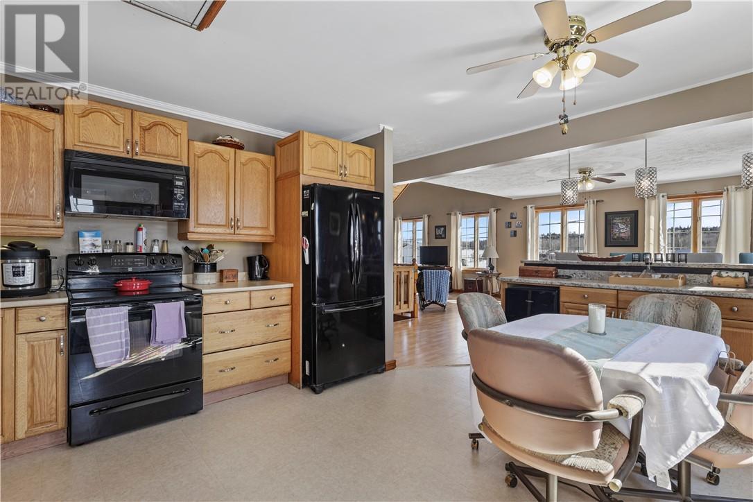 












4510 Bidwell Road

,
Sheguiandah, Manitoulin Island,




Ontario
P0P1W0

