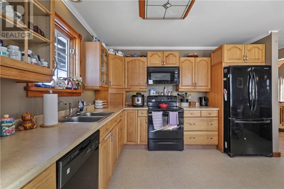 












4510 Bidwell Road

,
Sheguiandah, Manitoulin Island,




Ontario
P0P1W0

