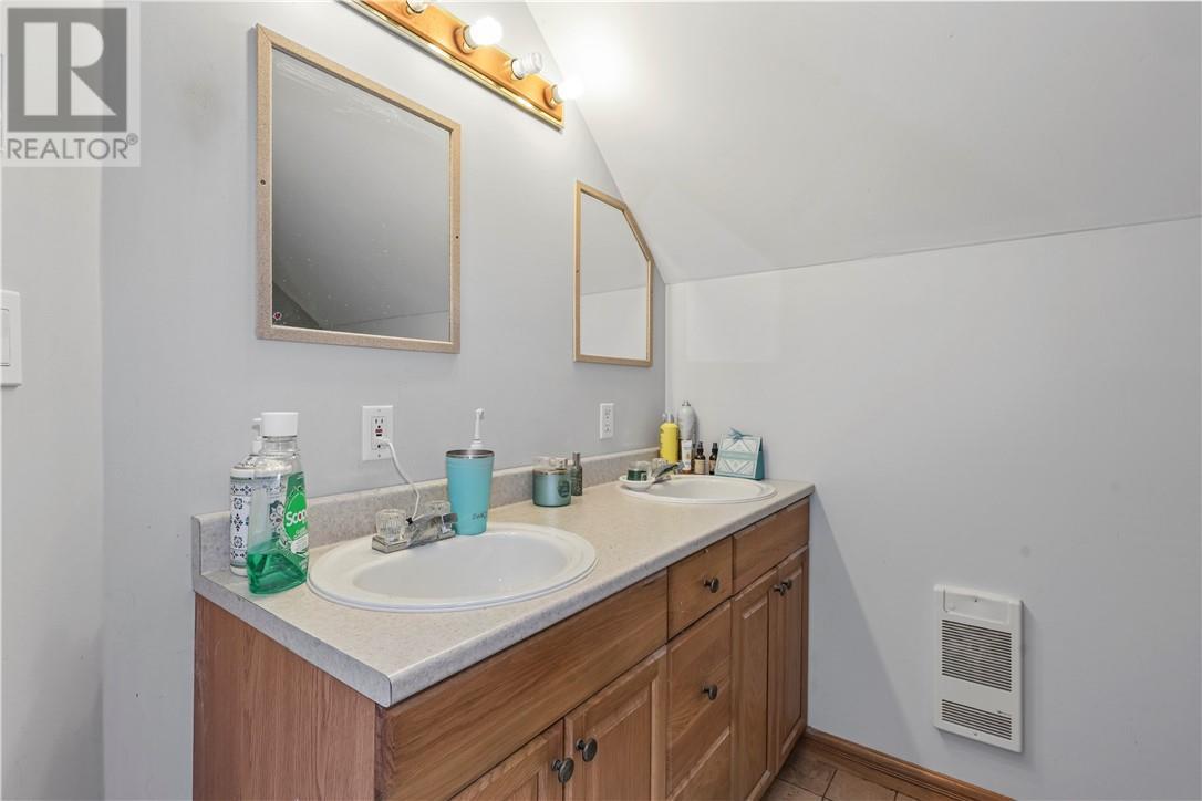 












4510 Bidwell Road

,
Sheguiandah, Manitoulin Island,




Ontario
P0P1W0

