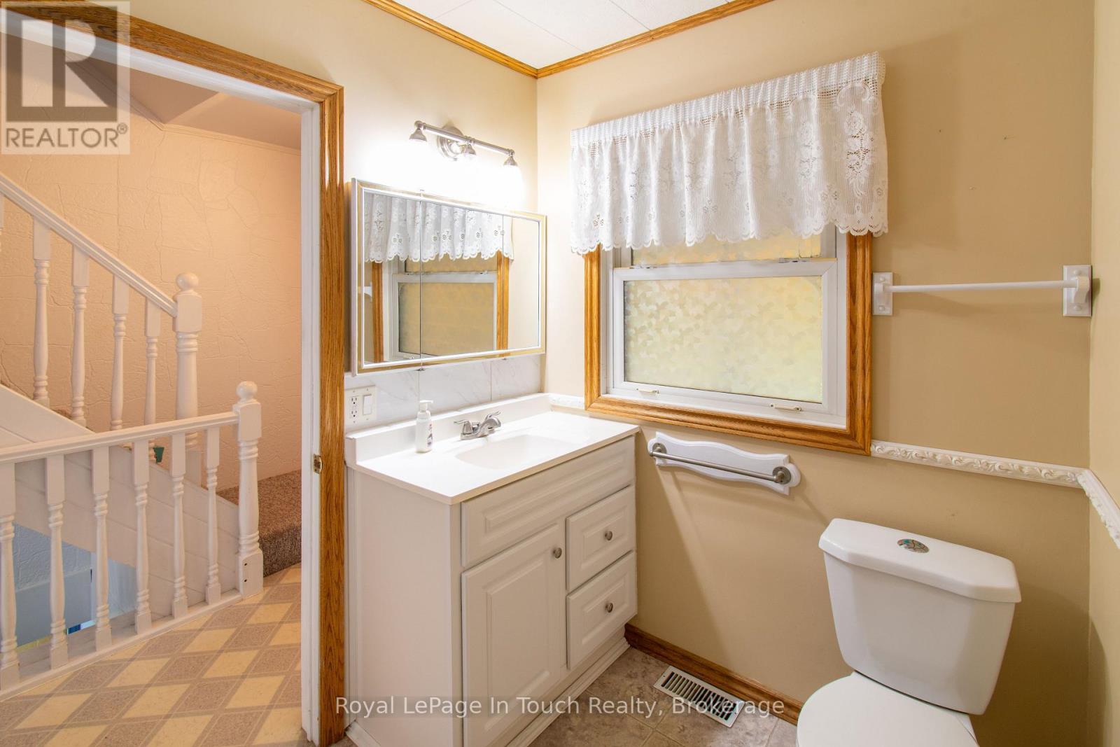 












748 OVERHEAD BRIDGE ROAD

,
Tiny,




Ontario
L9M0V6

