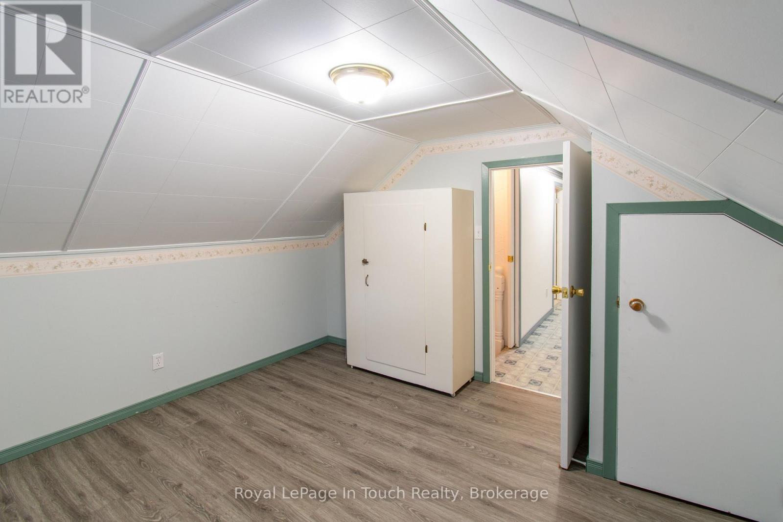 












748 OVERHEAD BRIDGE ROAD

,
Tiny,




Ontario
L9M0V6

