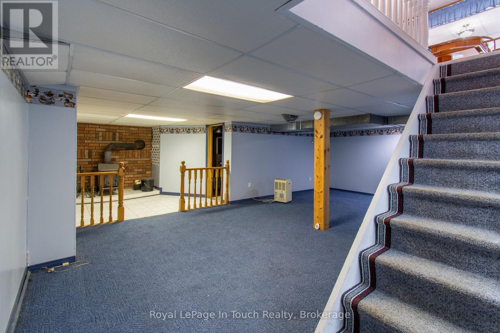 












748 OVERHEAD BRIDGE ROAD

,
Tiny,




Ontario
L9M0V6

