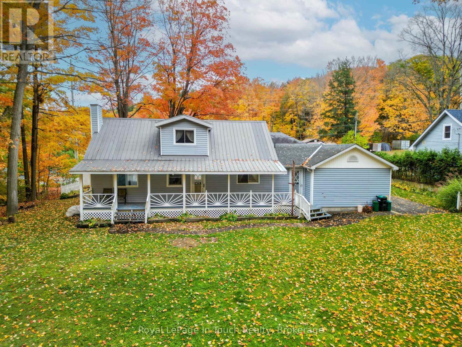 












748 OVERHEAD BRIDGE ROAD

,
Tiny,




Ontario
L9M0V6

