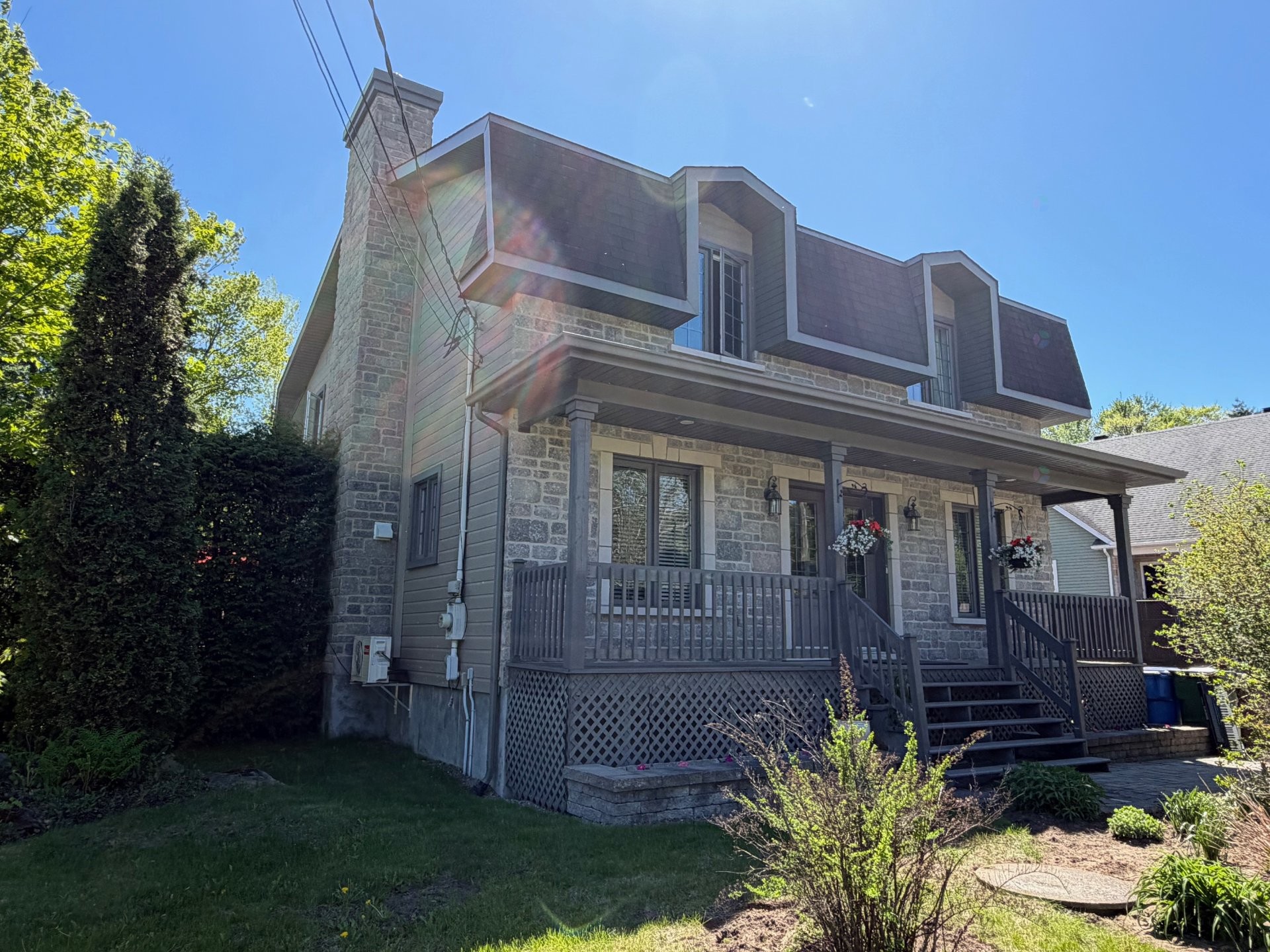 









523


Rue Lamontagne

,
Saint-Jérôme,




QC
J5L2M7

