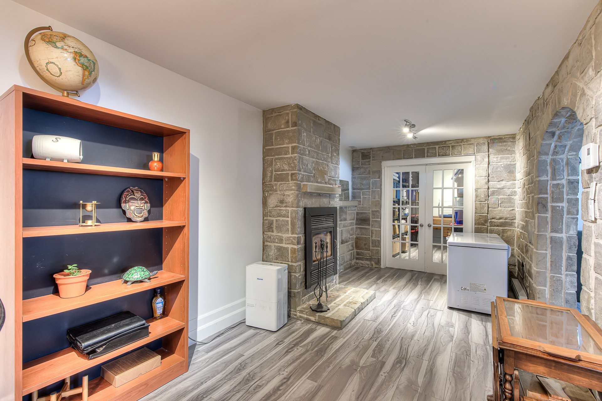 









523


Rue Lamontagne

,
Saint-Jérôme,




QC
J5L2M7


