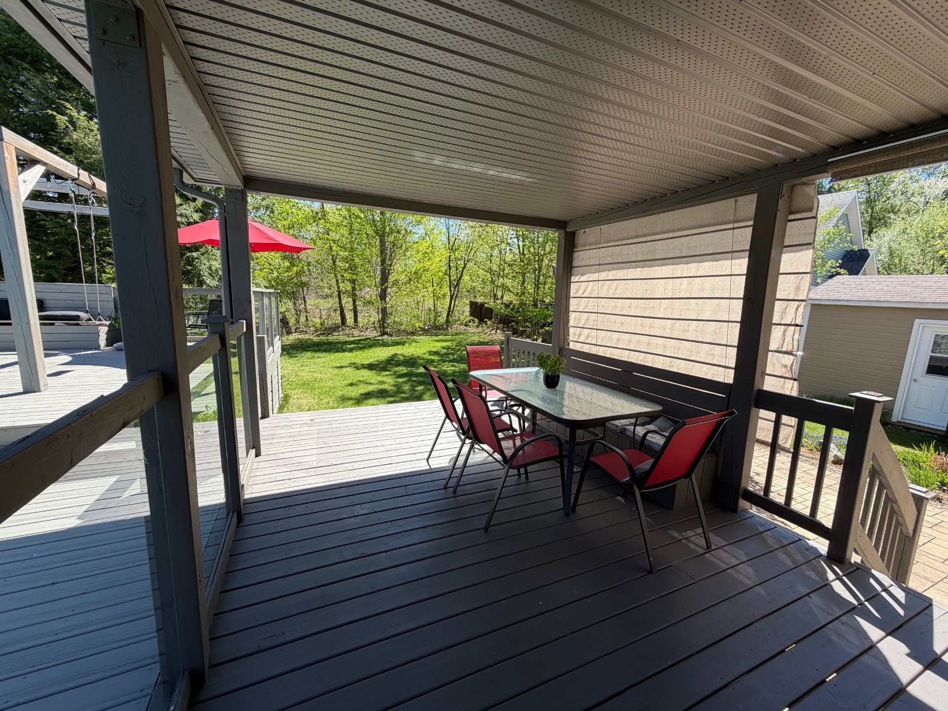 









523


Rue Lamontagne

,
Saint-Jérôme,




QC
J5L2M7

