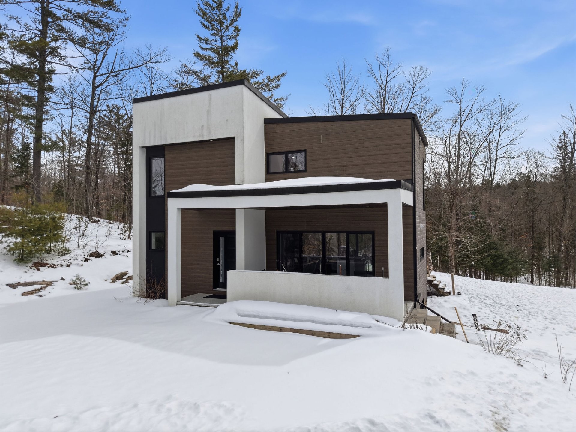 









6


Rue du Butor

,
Val-des-Monts,




QC
J8N0B7

