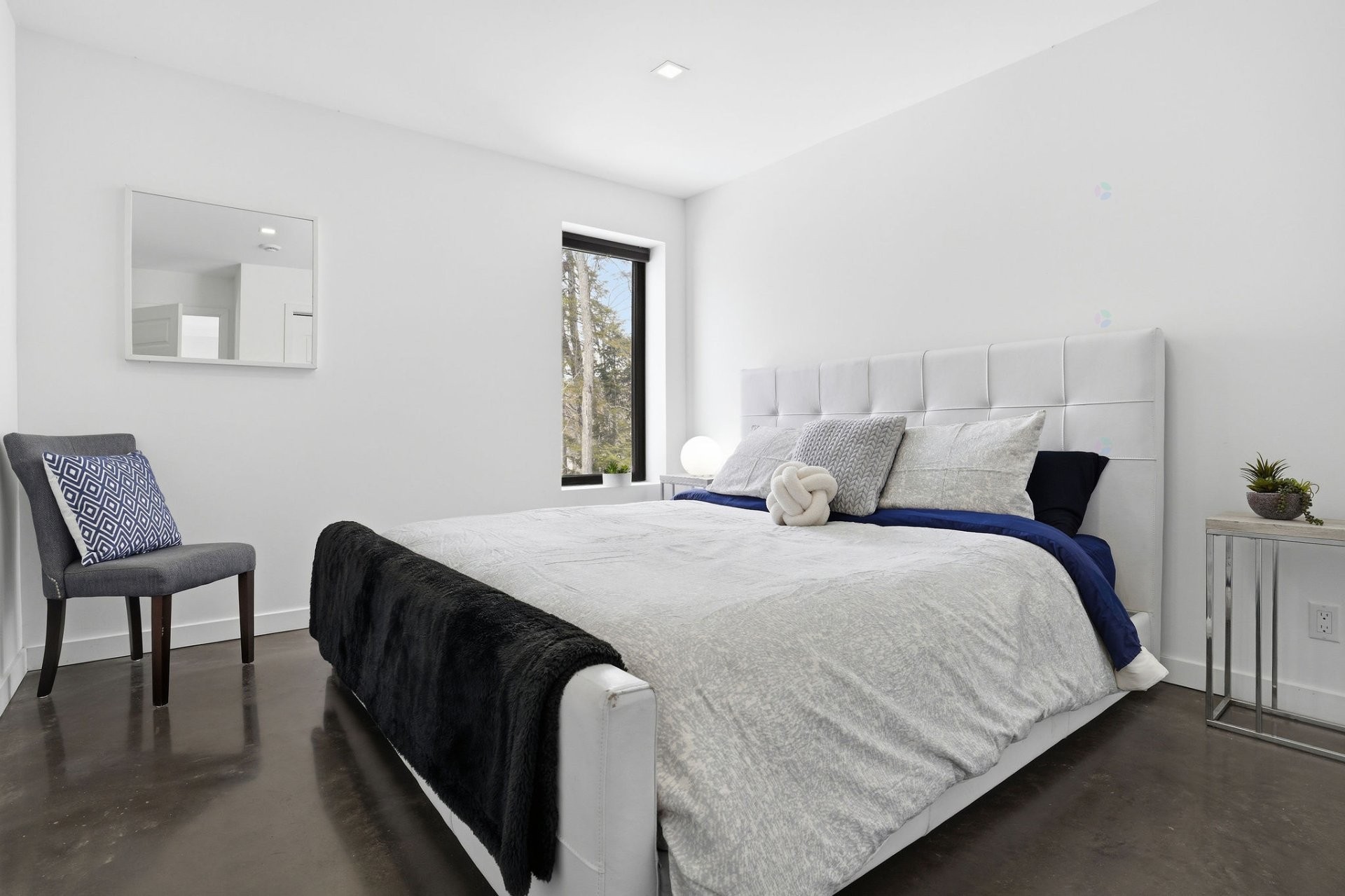 









6


Rue du Butor

,
Val-des-Monts,




QC
J8N0B7

