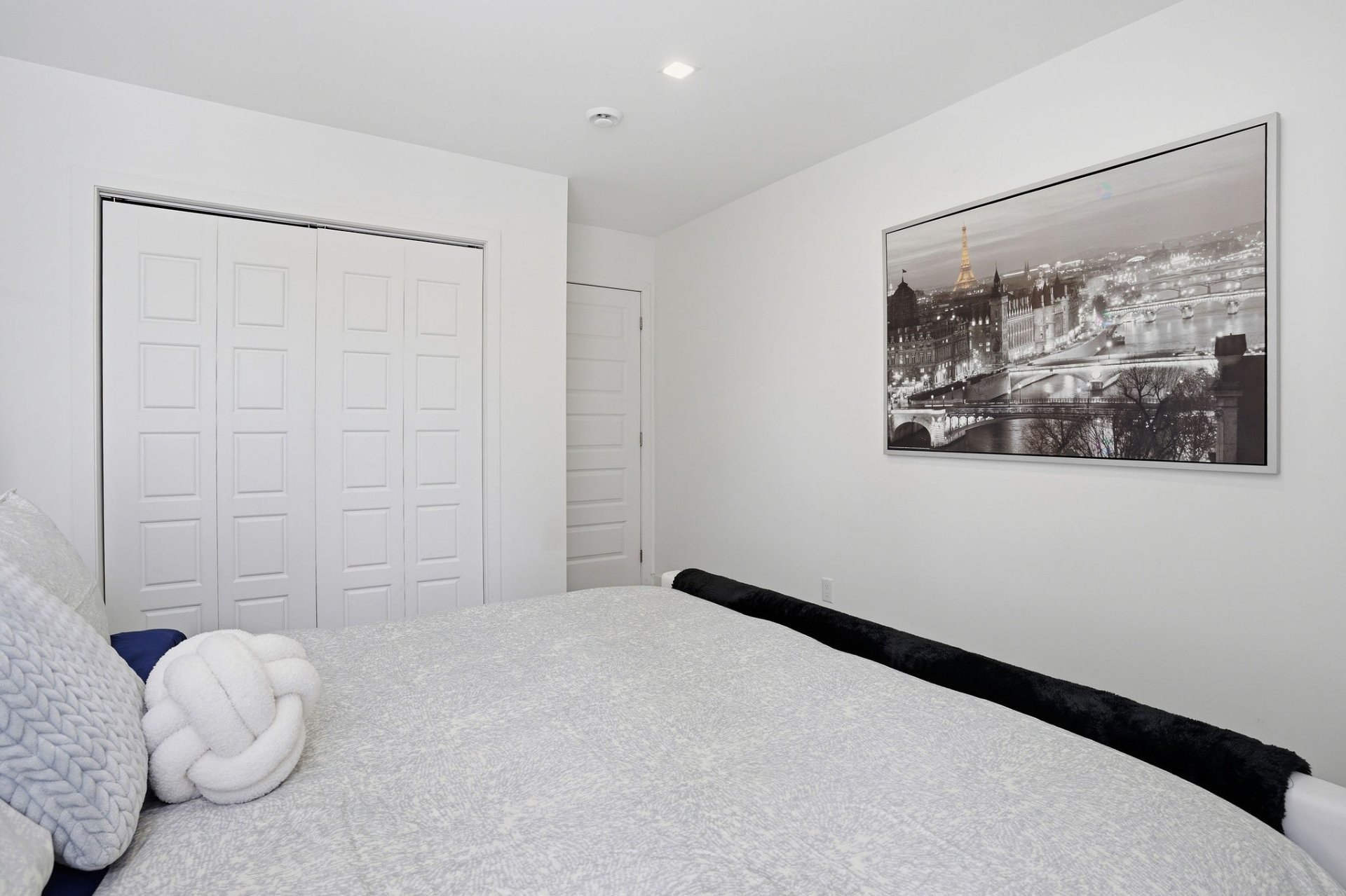 









6


Rue du Butor

,
Val-des-Monts,




QC
J8N0B7

