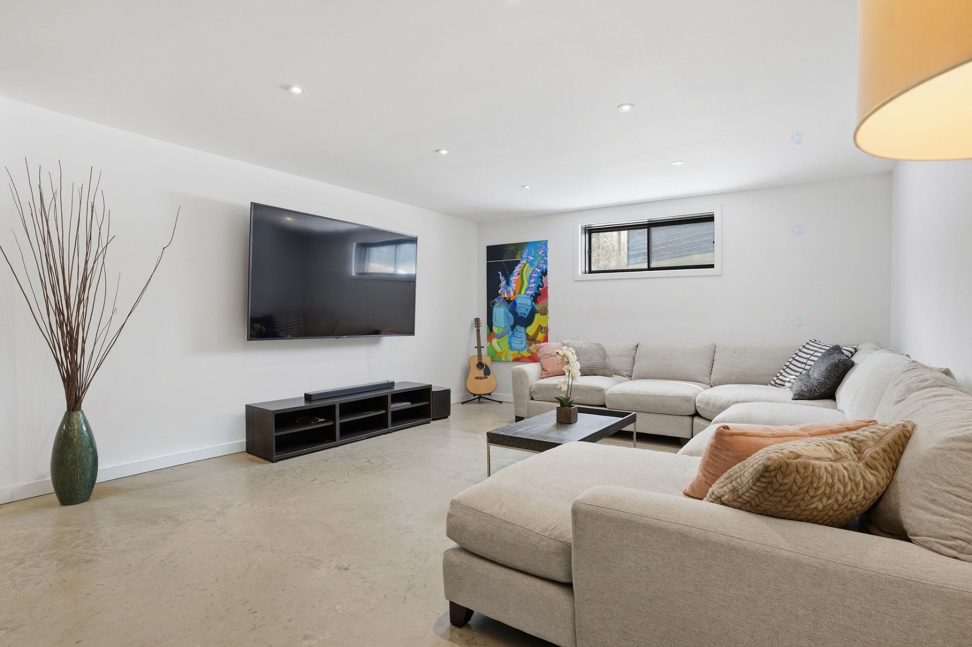 









6


Rue du Butor

,
Val-des-Monts,




QC
J8N0B7

