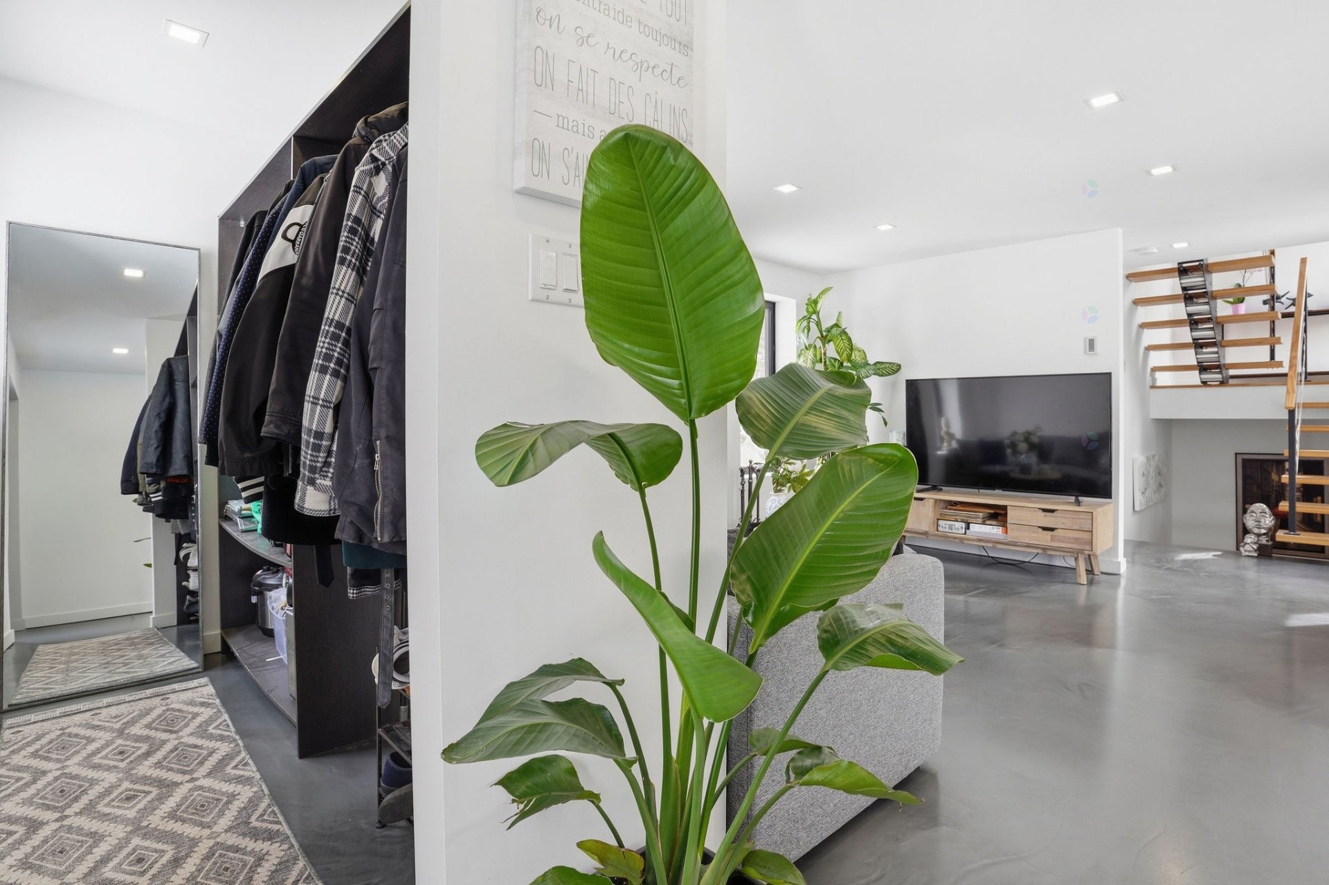 









6


Rue du Butor

,
Val-des-Monts,




QC
J8N0B7

