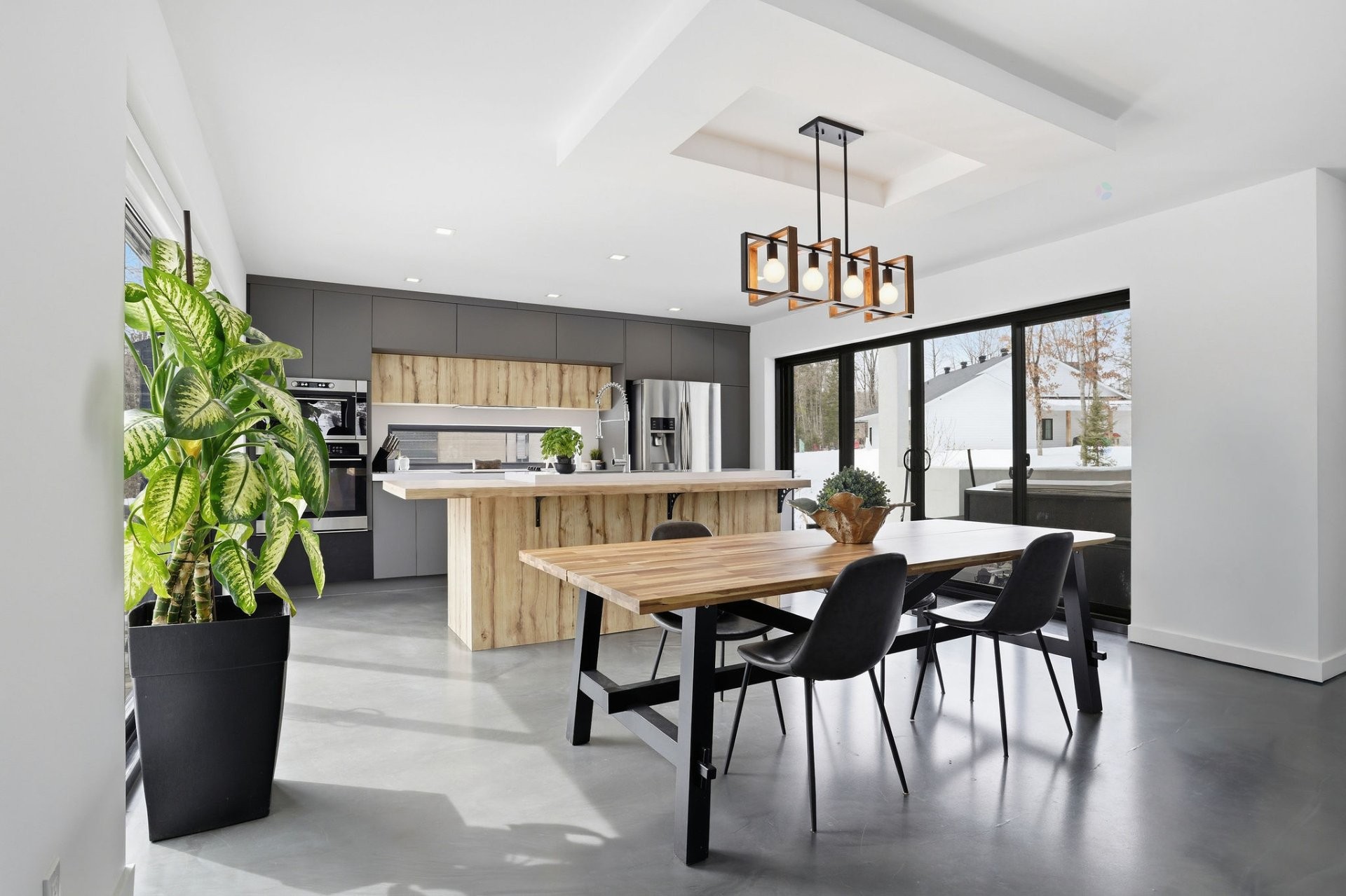 









6


Rue du Butor

,
Val-des-Monts,




QC
J8N0B7

