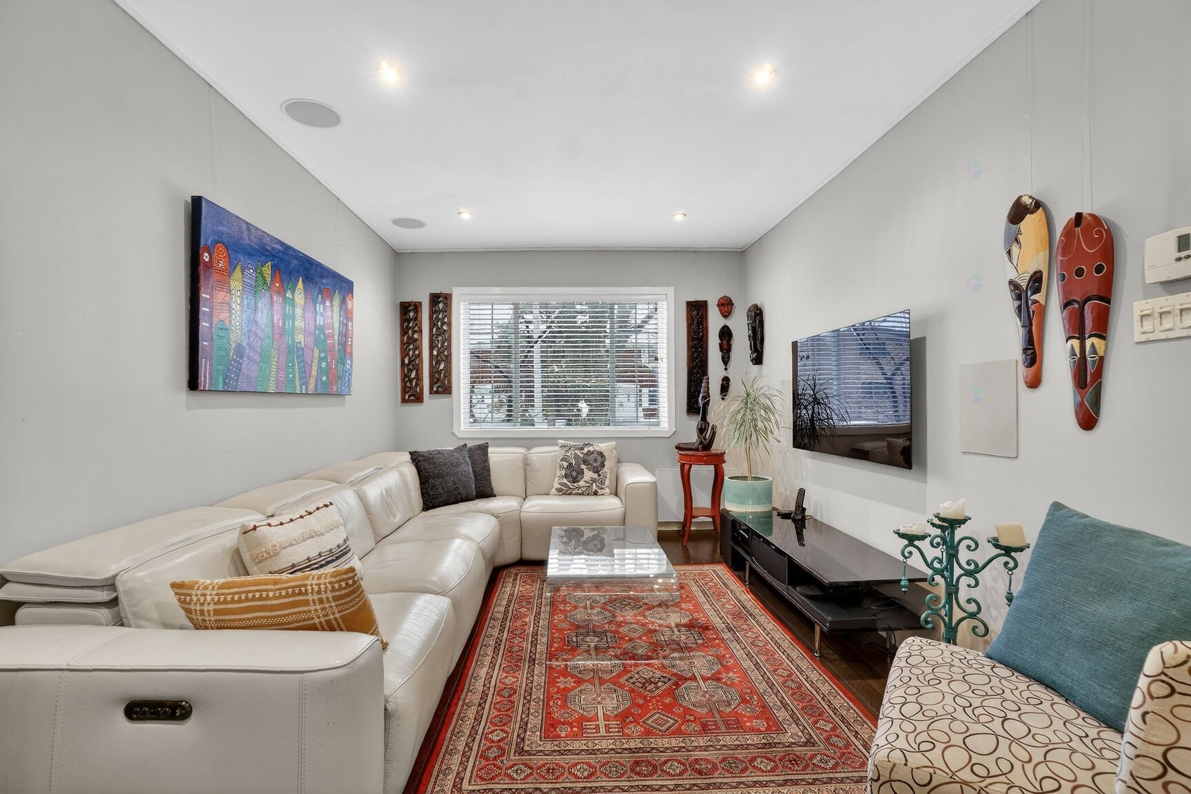 









185

 - 187


Rue Varry

,
Montréal (Saint-Laurent),




QC
H4N1A4

